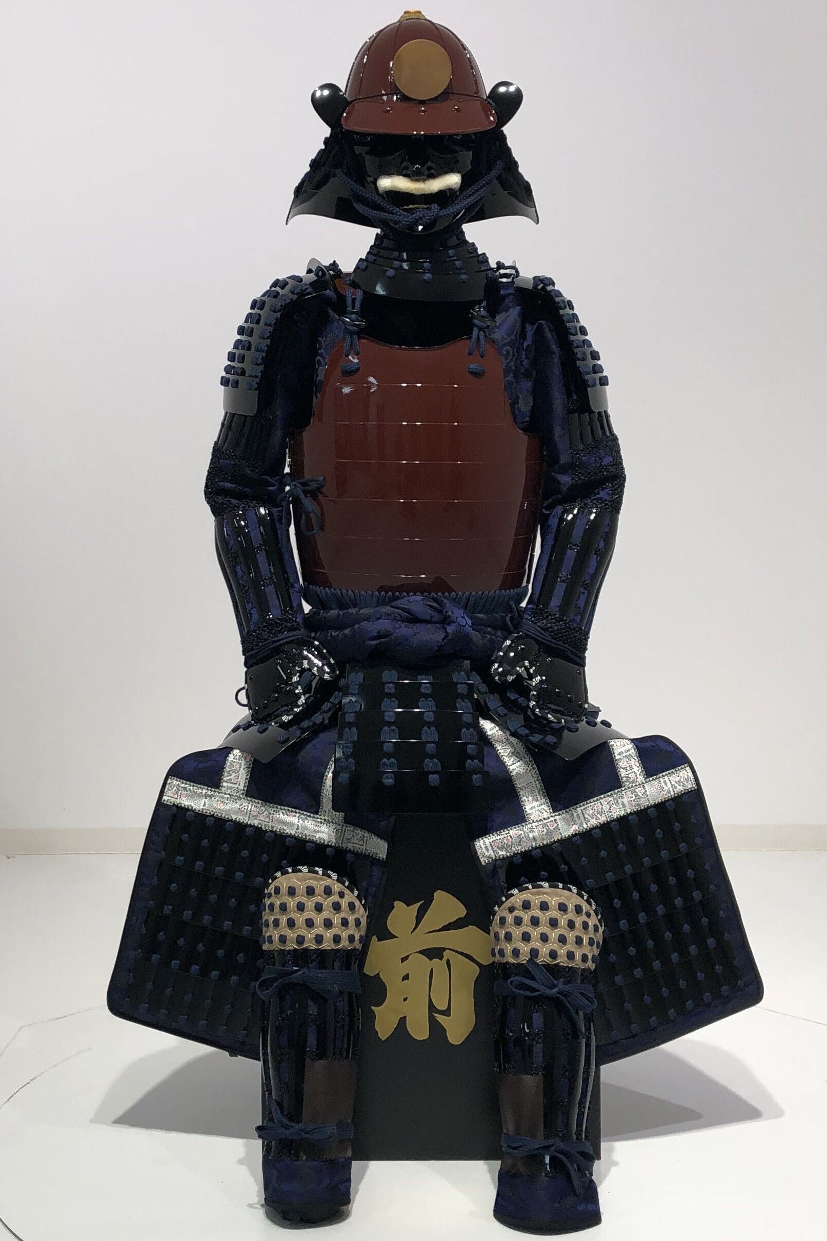 【O-059】●濃紺糸威茶桶側二枚胴具足