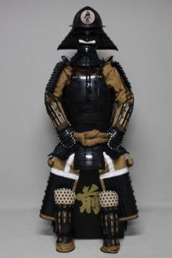 【O-042】黒糸威腰取二枚胴具足