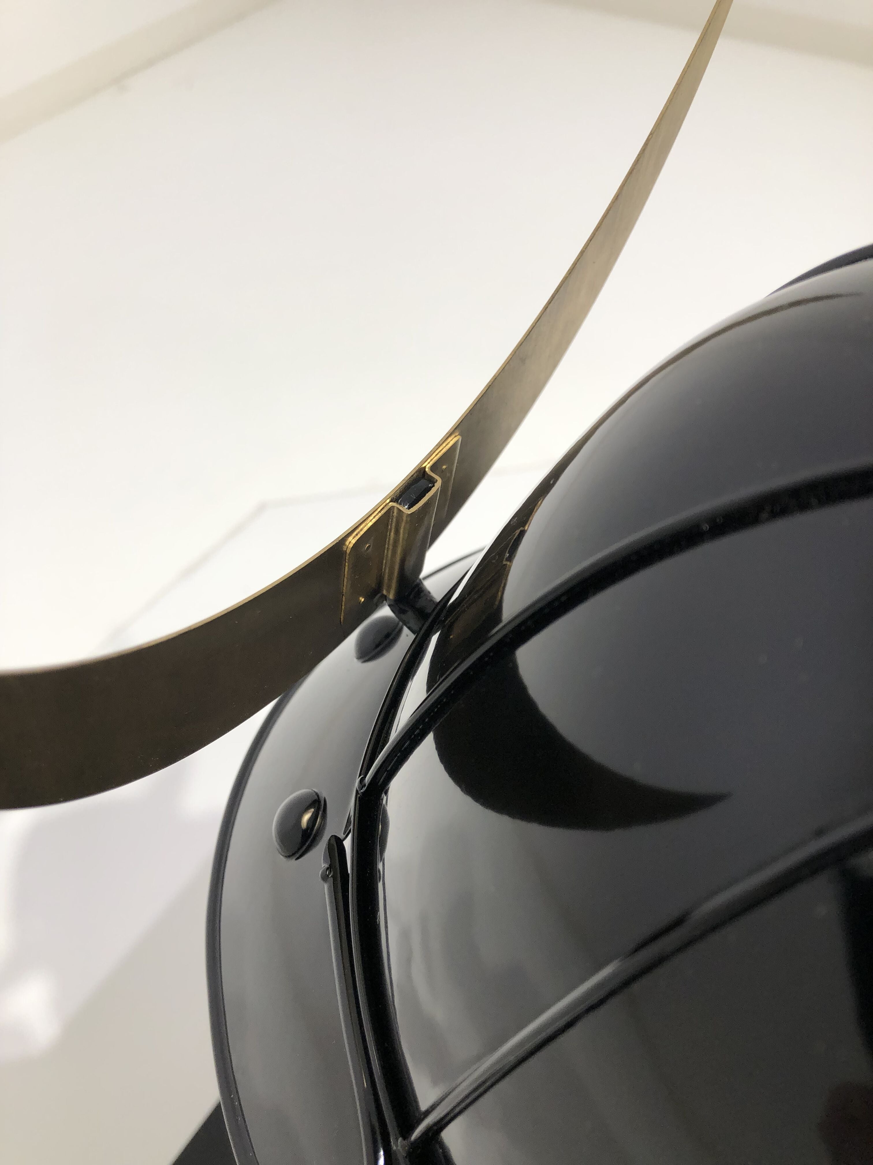 【O-063-K】 紺糸威黒桶側二枚胴具足(兜のみ)