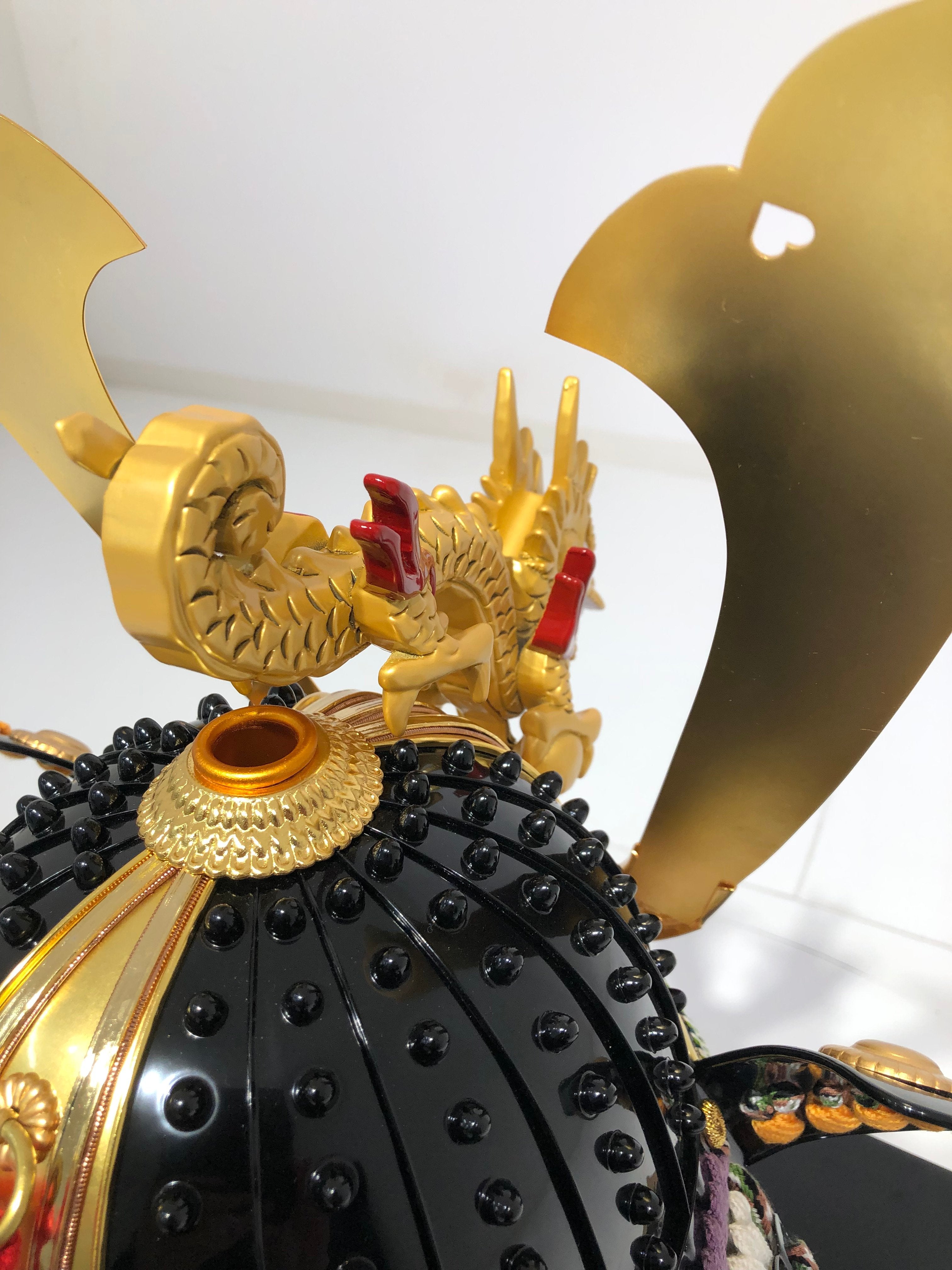 【C-009-K】藤白糸威黒伊予札二枚胴具足 (子供用兜)