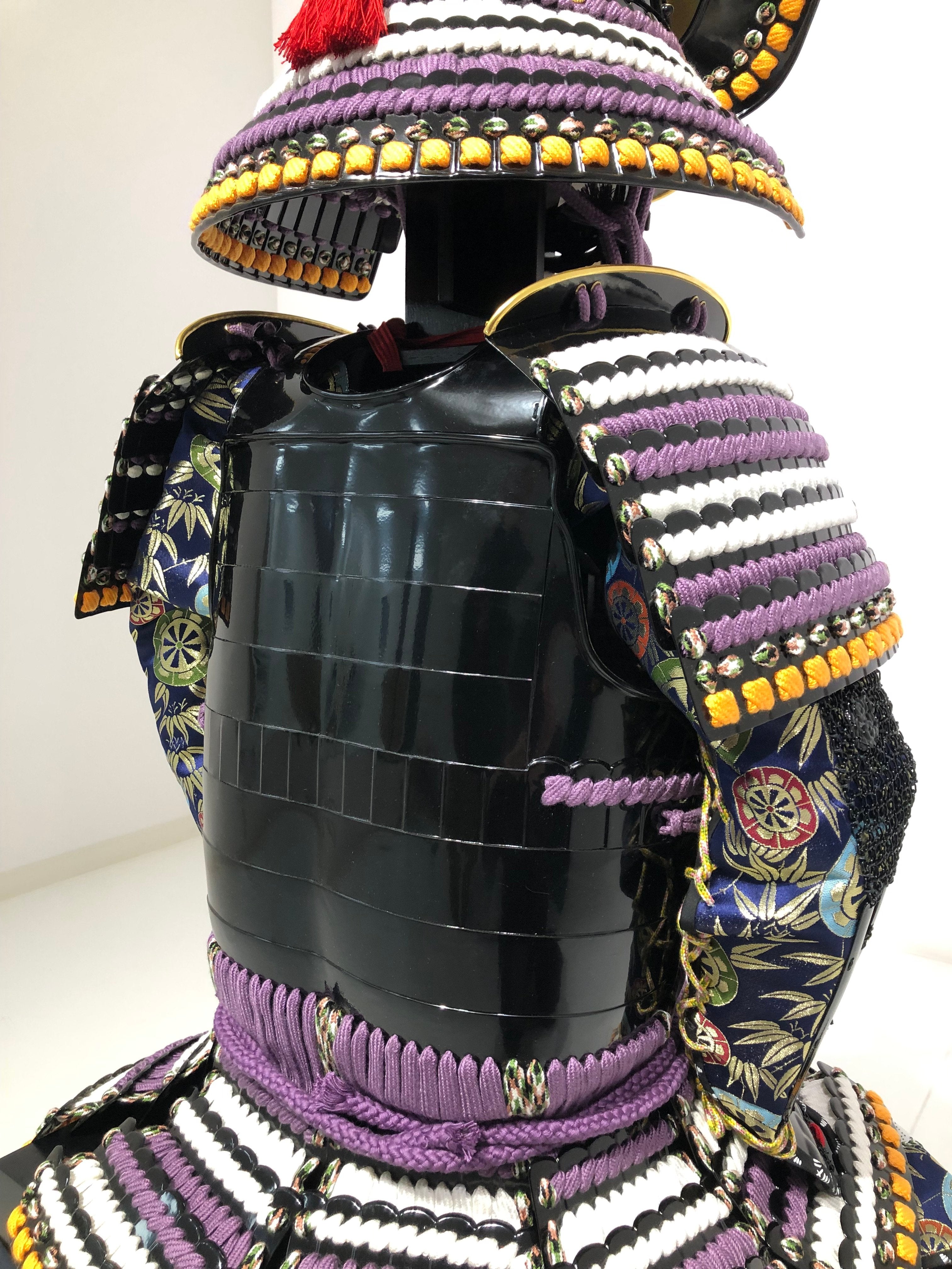【C-009】藤白糸威黒伊予札 (子供鎧)
