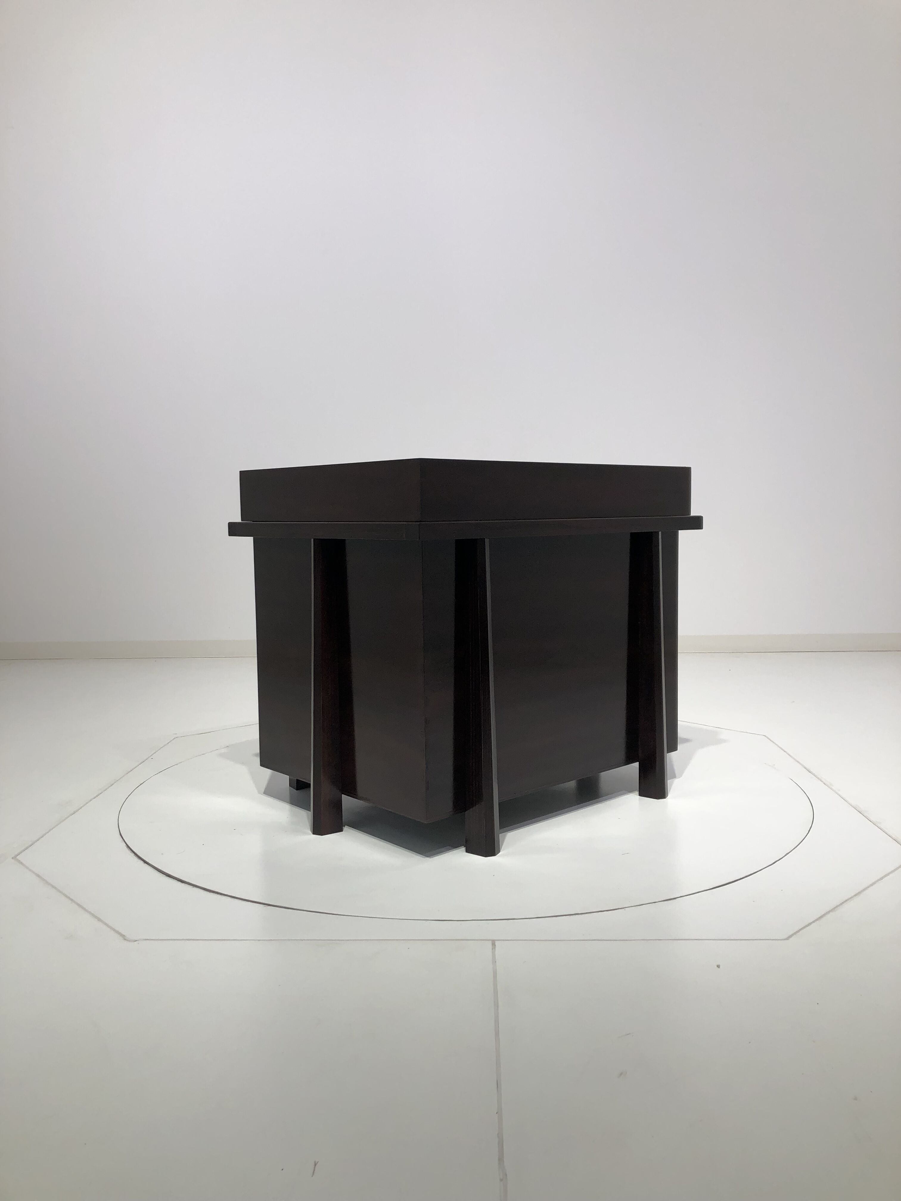 【A-008】鎧櫃本歌仕様 (大人・六本足)