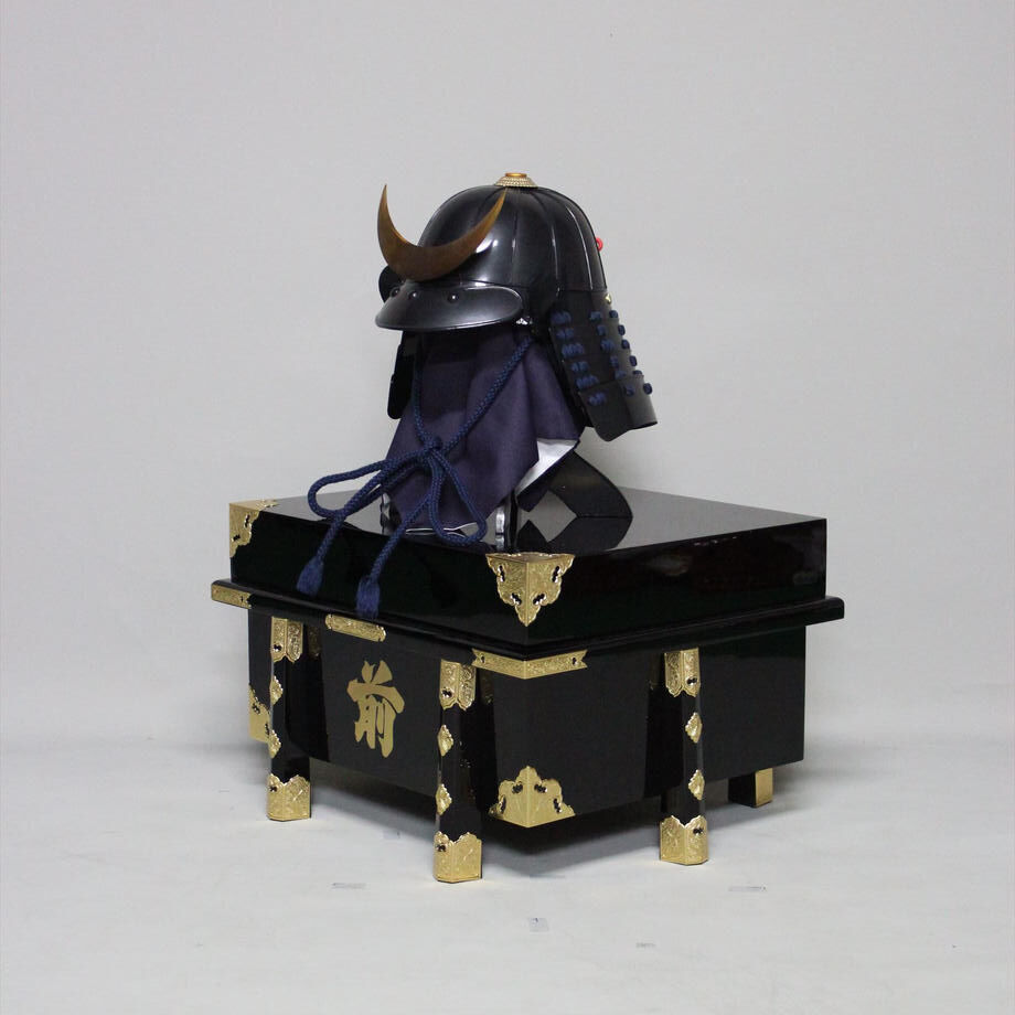 【O-065-K】濃紺糸威黒桶側二枚胴具足(手時代塗)(兜のみ)