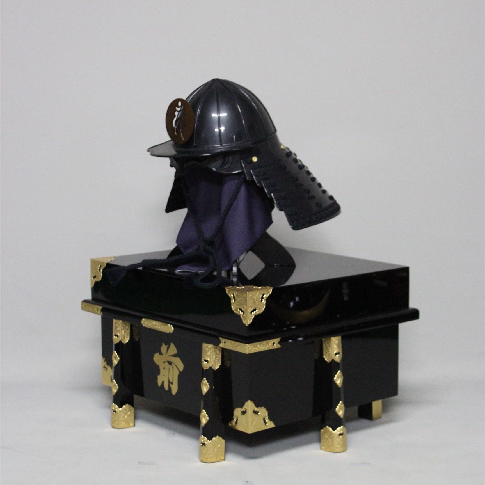 【O-042-K】黒糸威腰取二枚胴具足(兜のみ)