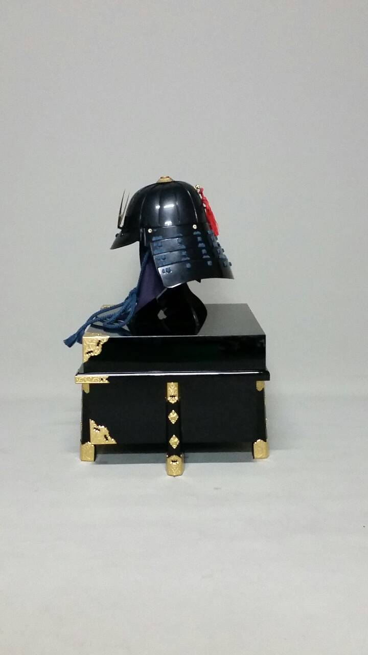 【O-064-K】紺糸威黒桶側二枚胴具足(時代塗)(兜のみ)
