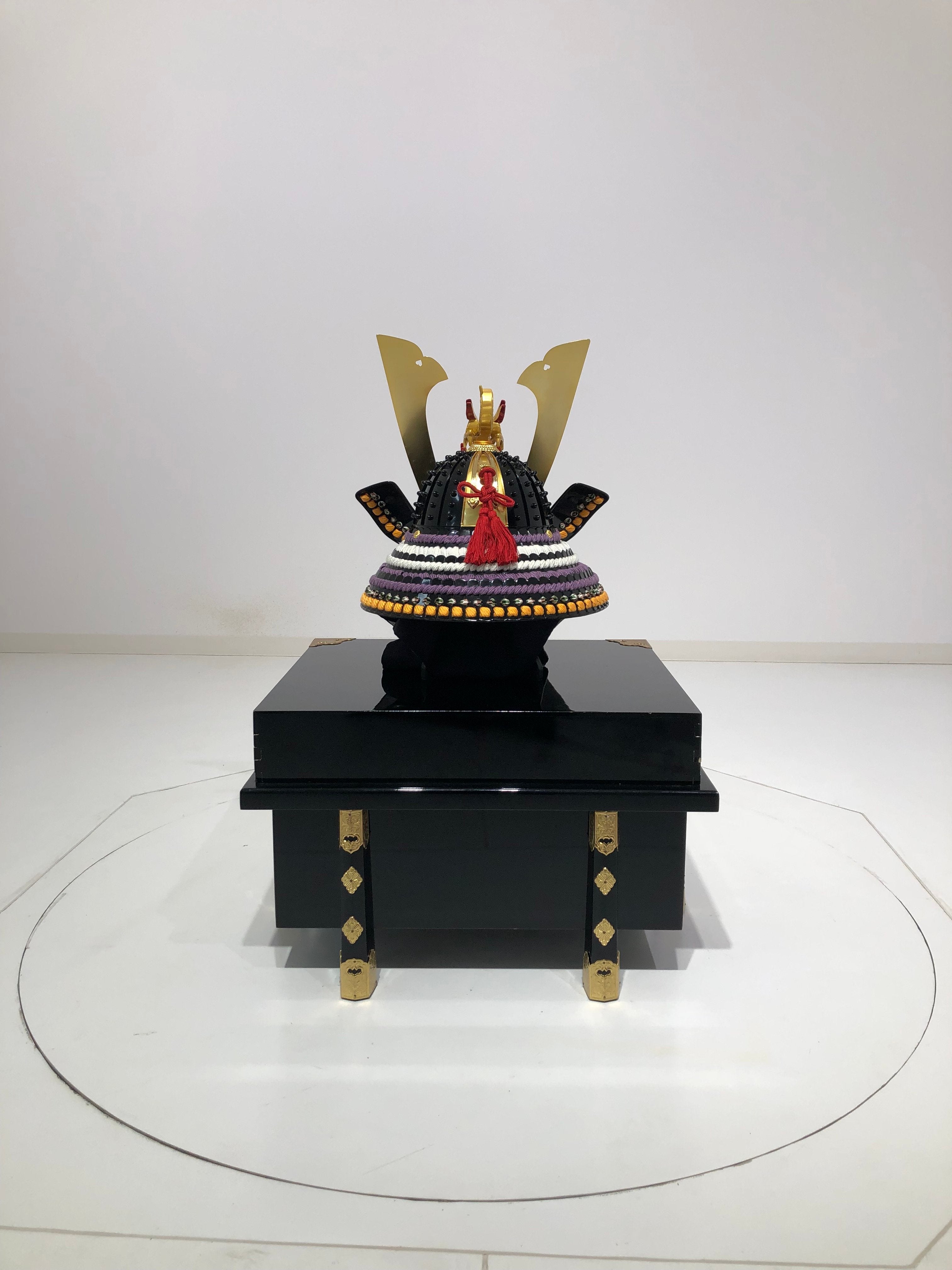 【C-009-K】藤白糸威黒伊予札二枚胴具足 (子供用兜)