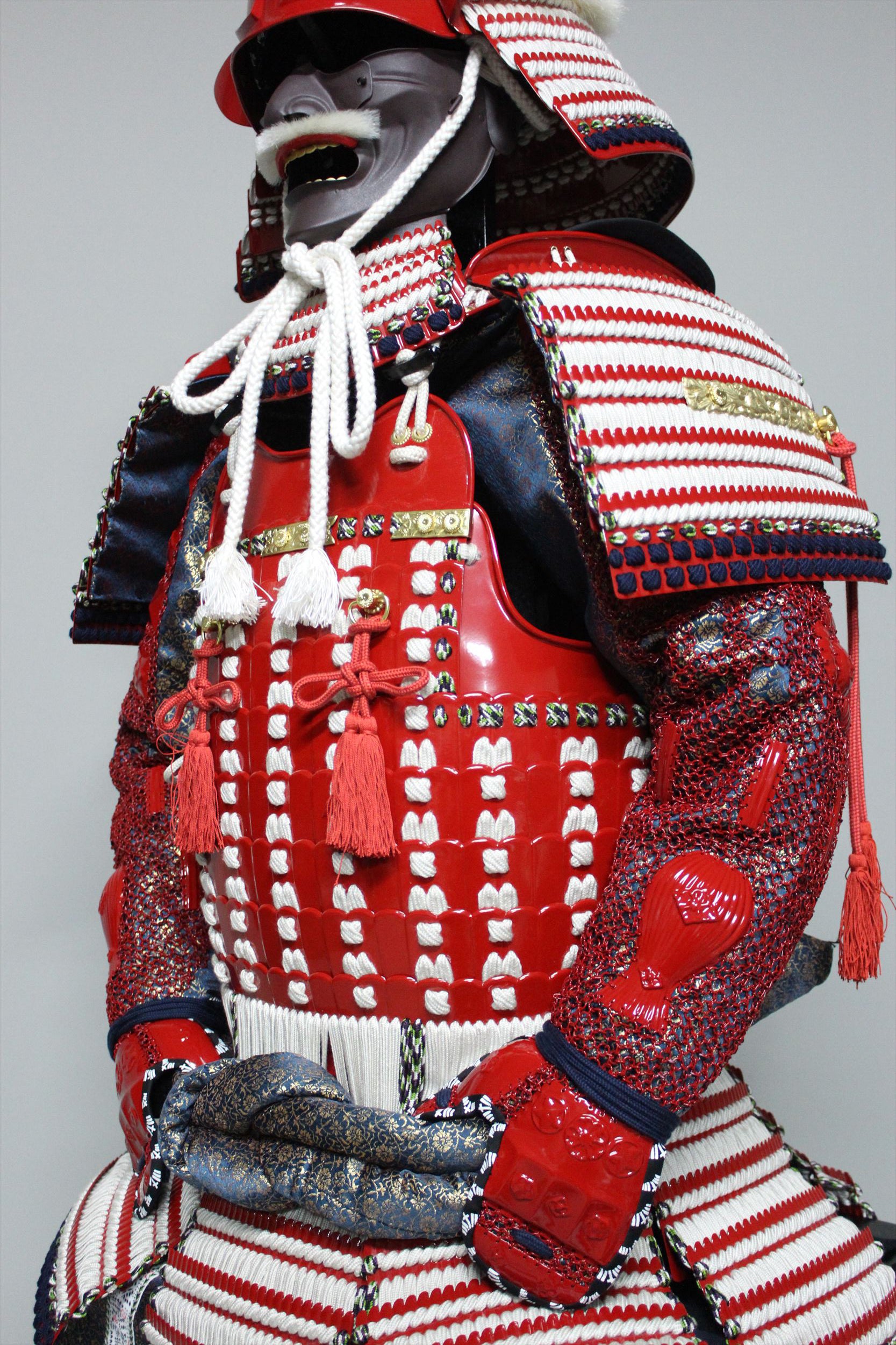 【O-017】卯の花糸威伊予二枚胴具足