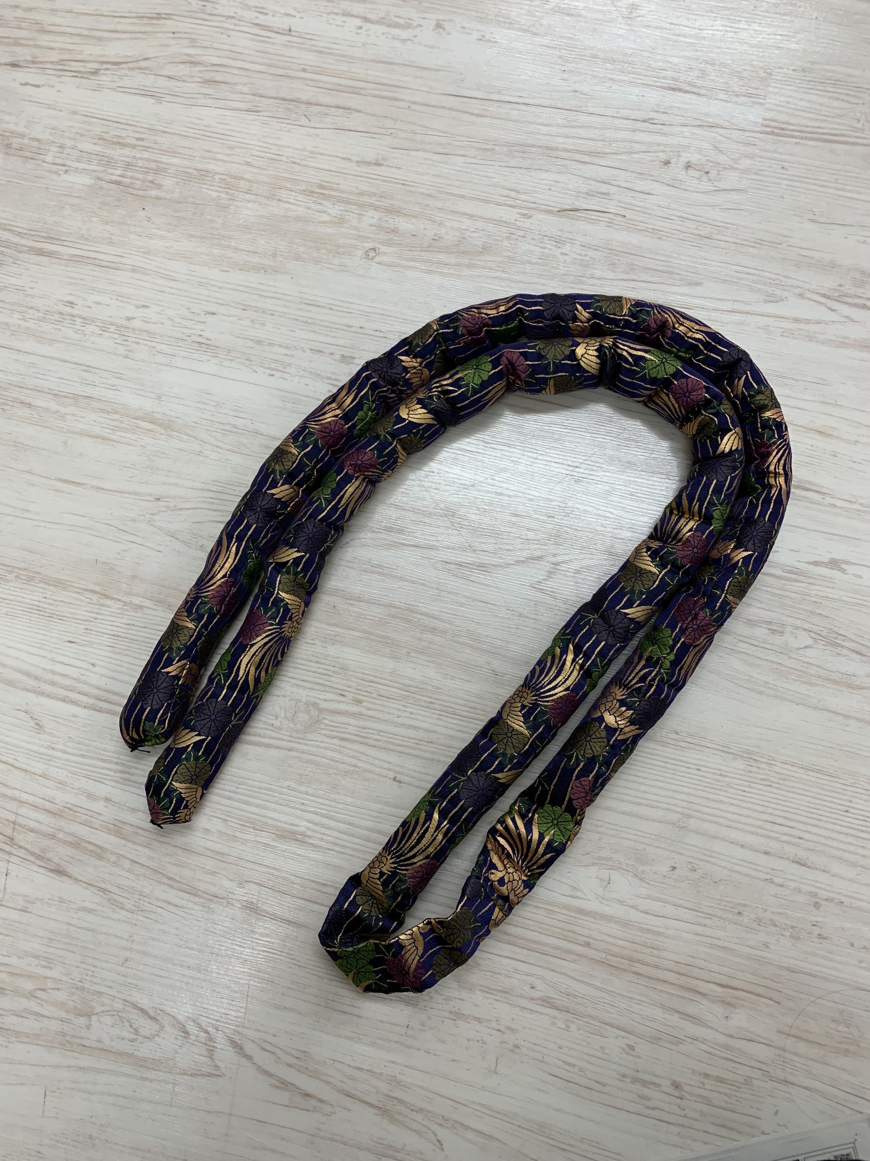 [B-122] Decorative belt