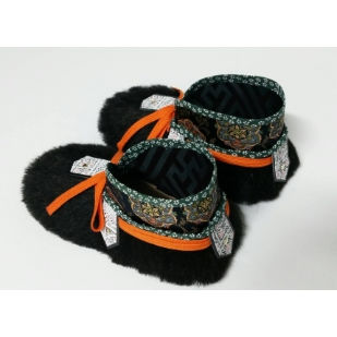 [B-101] Fur shoes (for decoration)