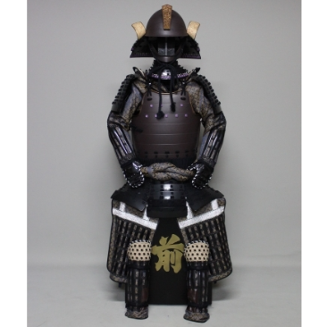 [O-043] Black thread-dyed iron rust two-piece armor