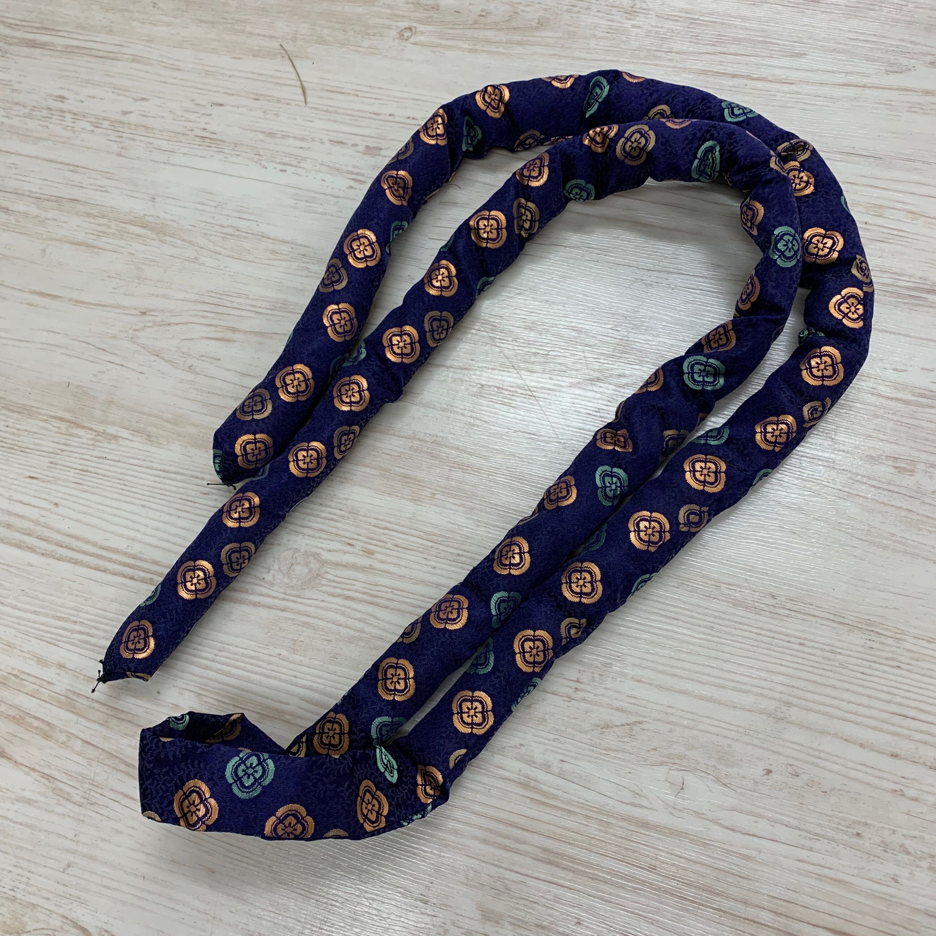 [B-122] Decorative belt