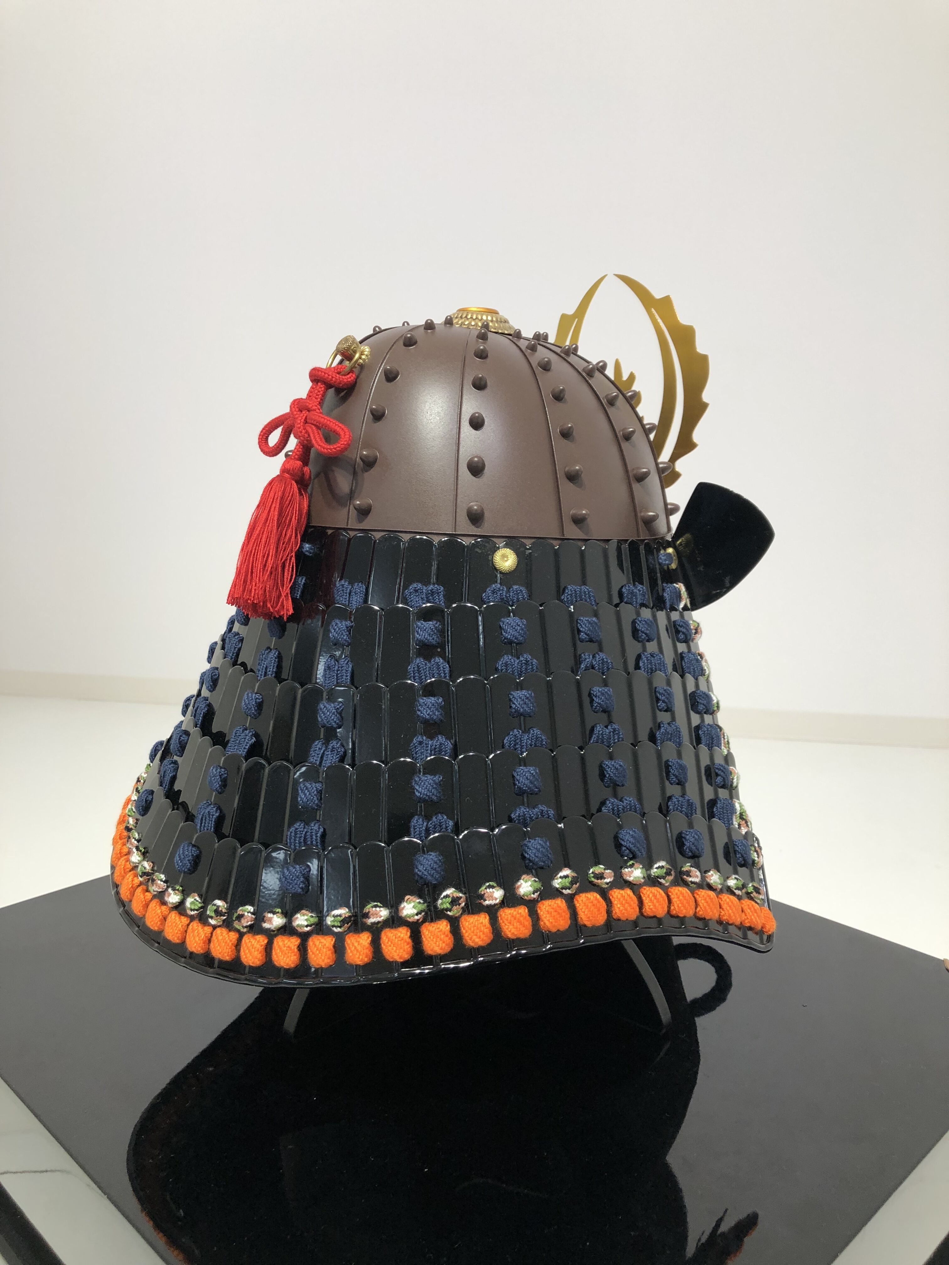 [O-045-K] Navy blue thread-dyed iron rust riveted two-piece armor (helmet only)