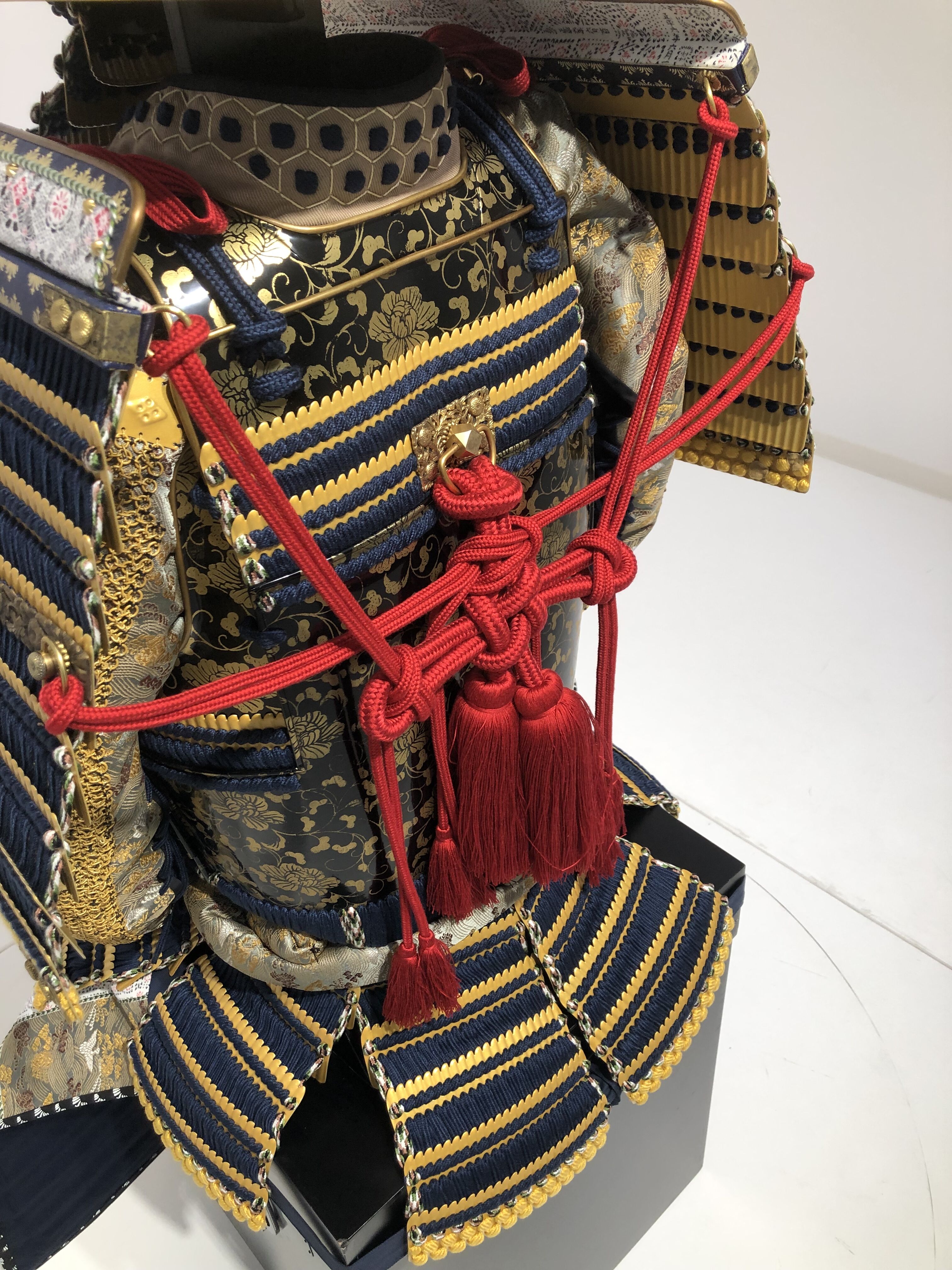 [O-024] Navy blue brocade Buddha two-piece armor