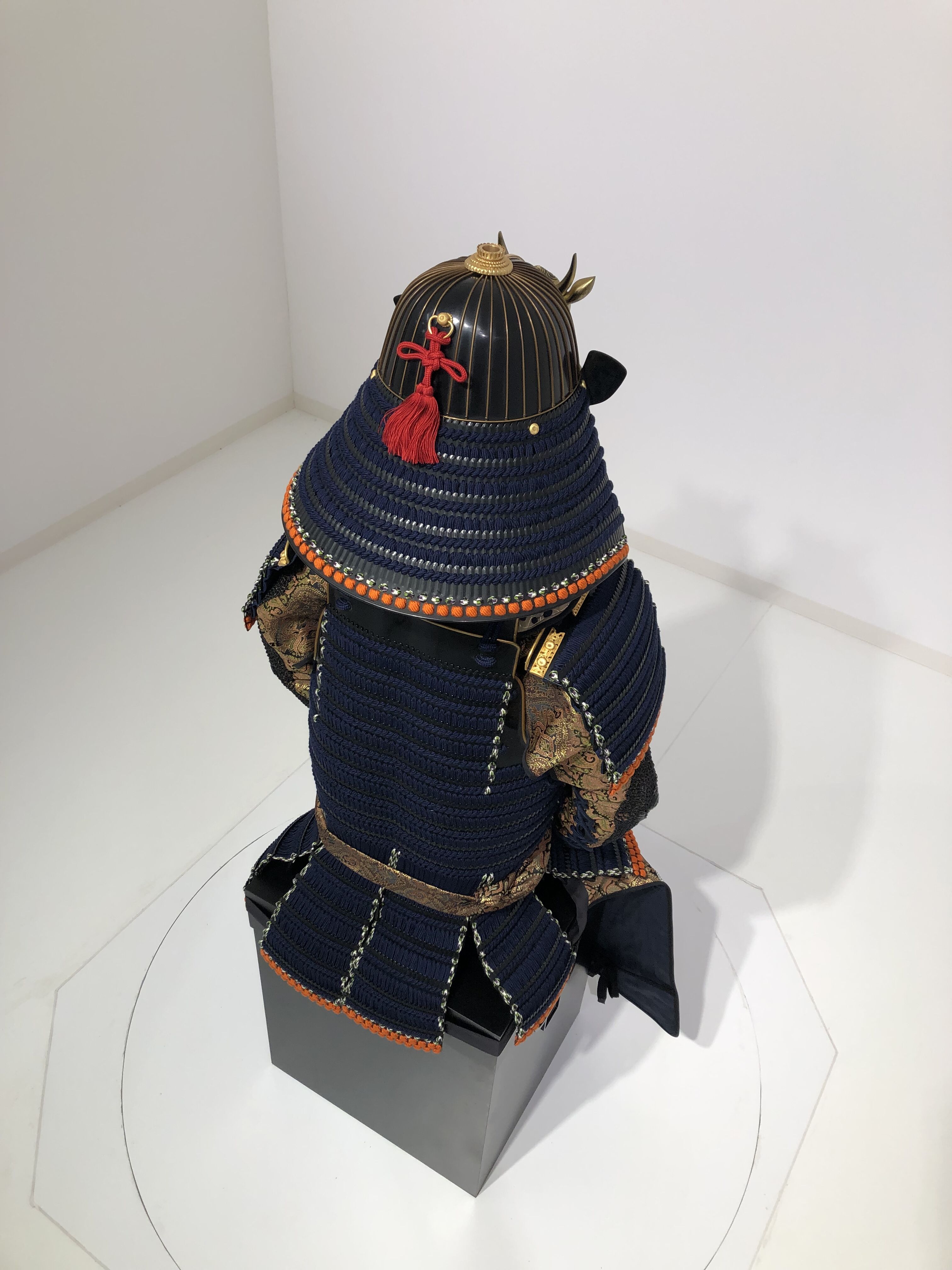 [O-015] Dark blue thread-dyed modern small scale two-piece armor