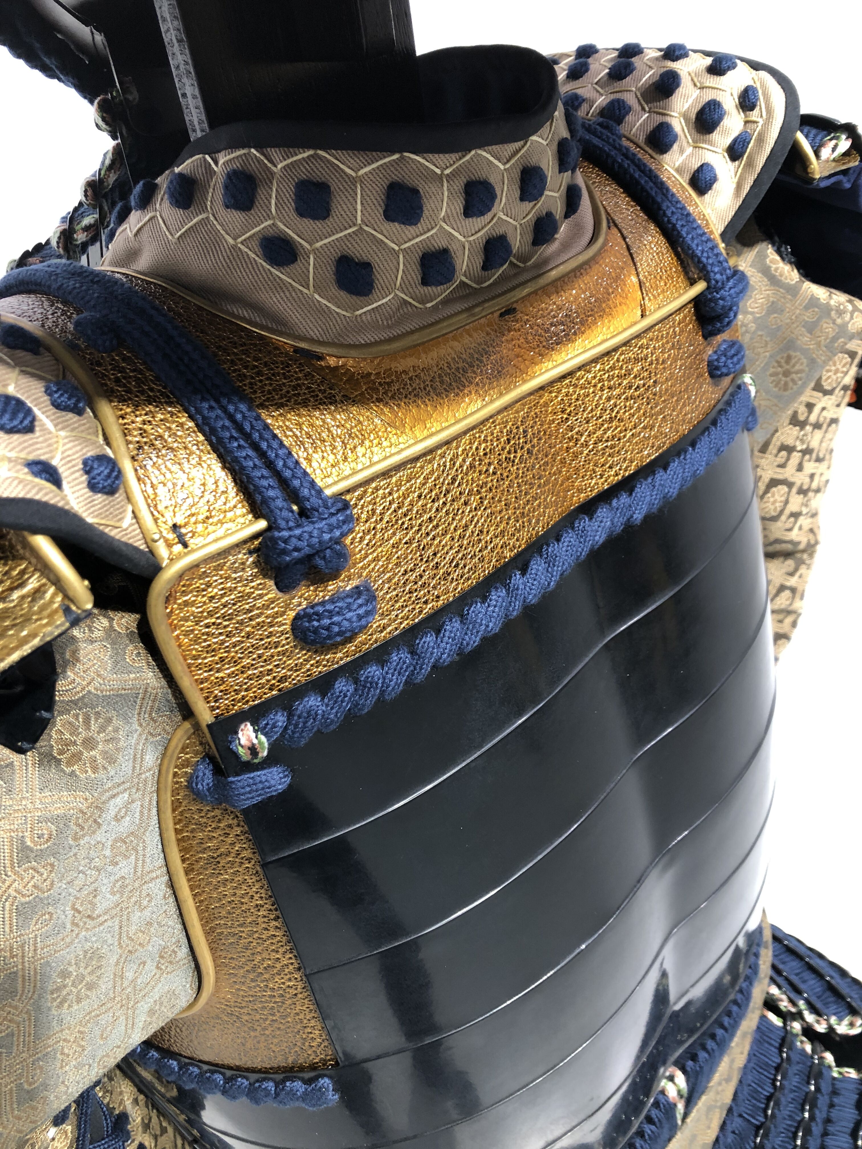 [O-029] Dark blue thread-dyed gold two-piece armor