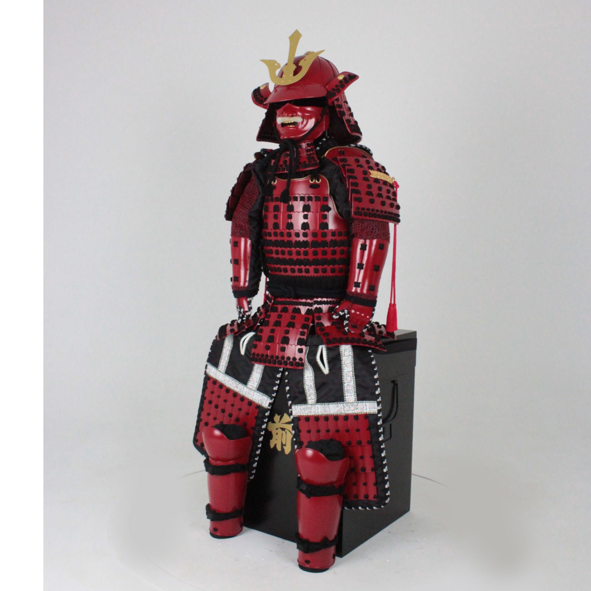 [C-010] Black-dyed Iyo Koshidori Two-piece Children's Armor