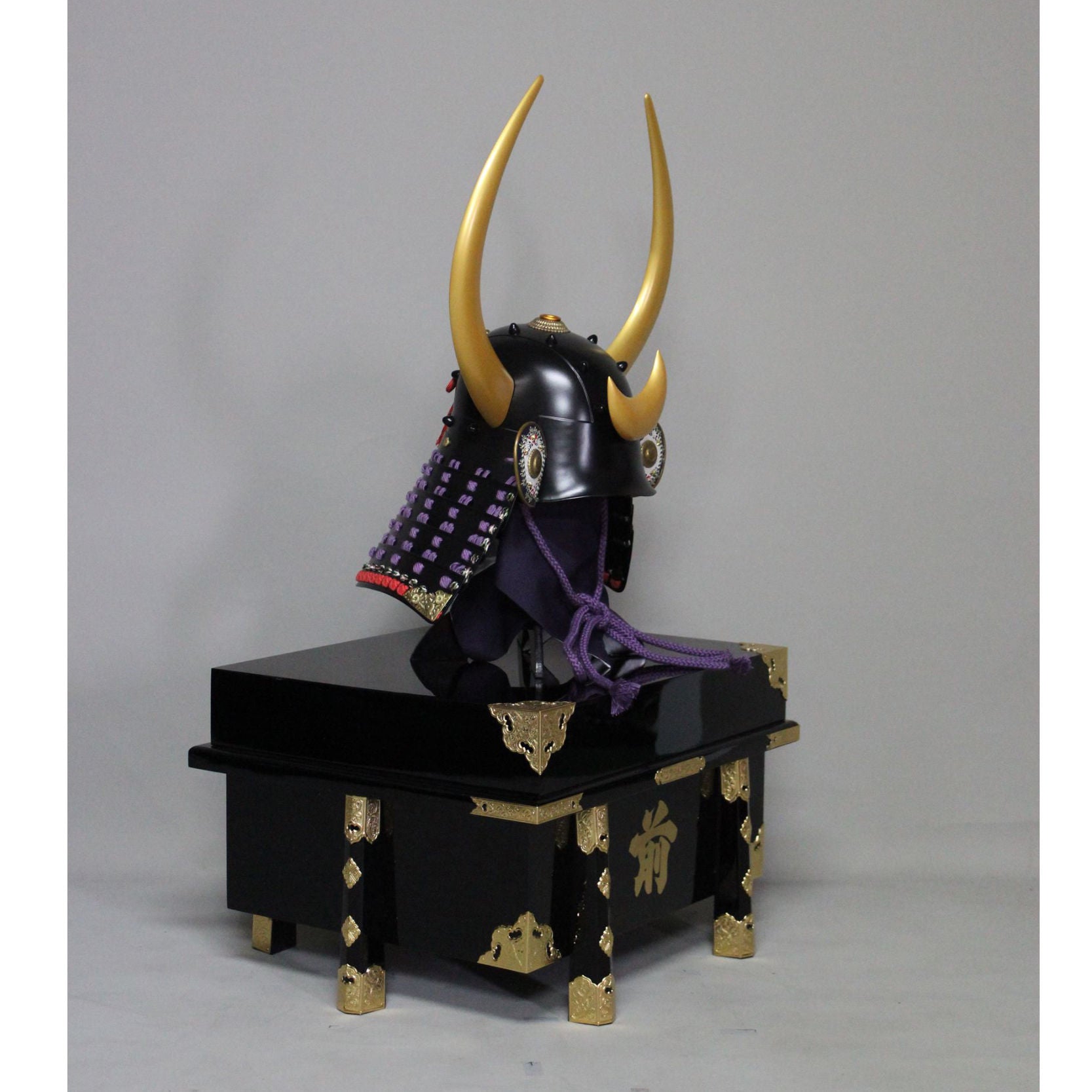 [O-040-K] Purple thread-dyed flat corner side stand two-piece armor (helmet only)