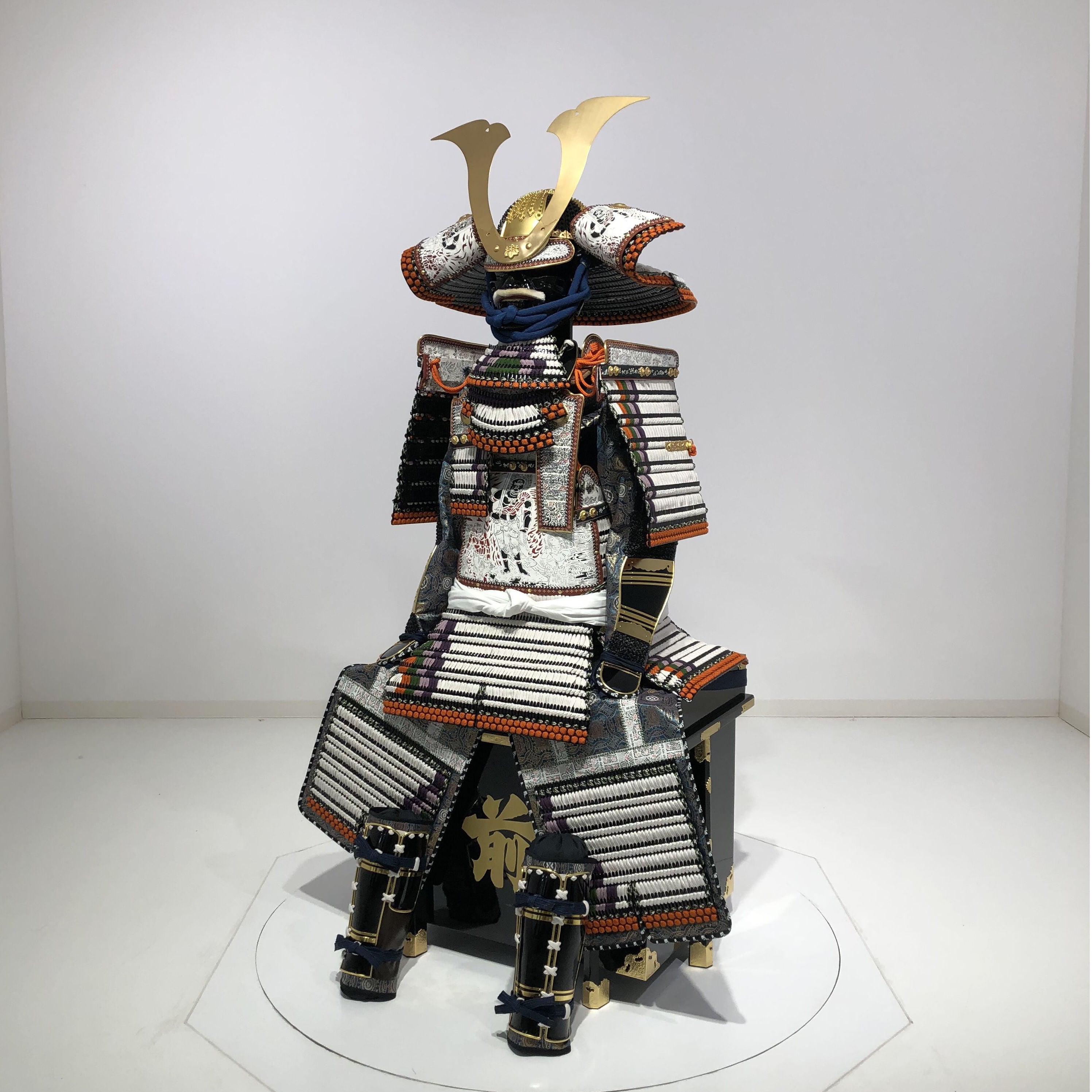 [Y-007] Ashikaga Takauji, copy of original kozane o-yoroi