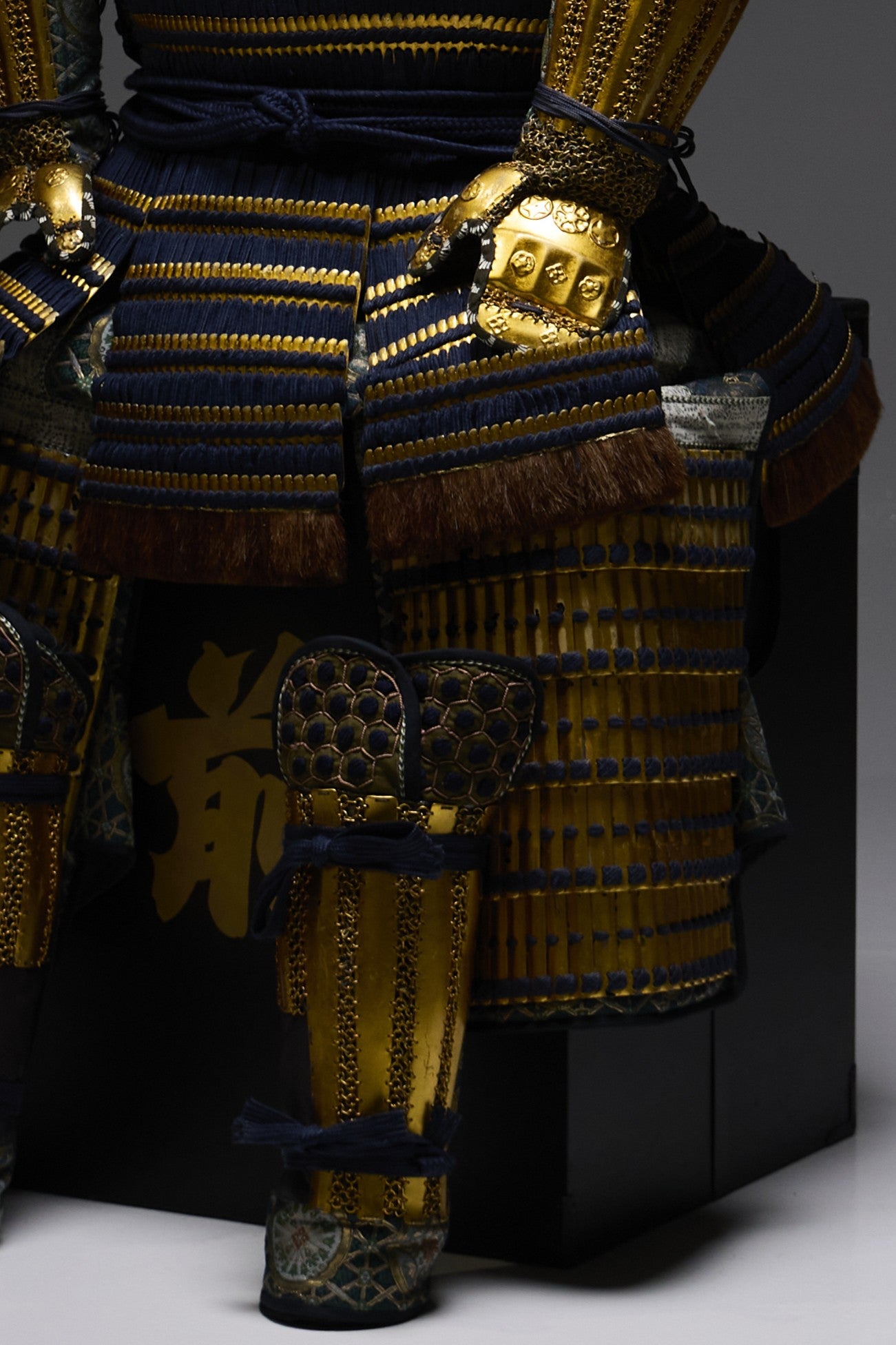 [O-020] Navy blue sewn two-piece armor