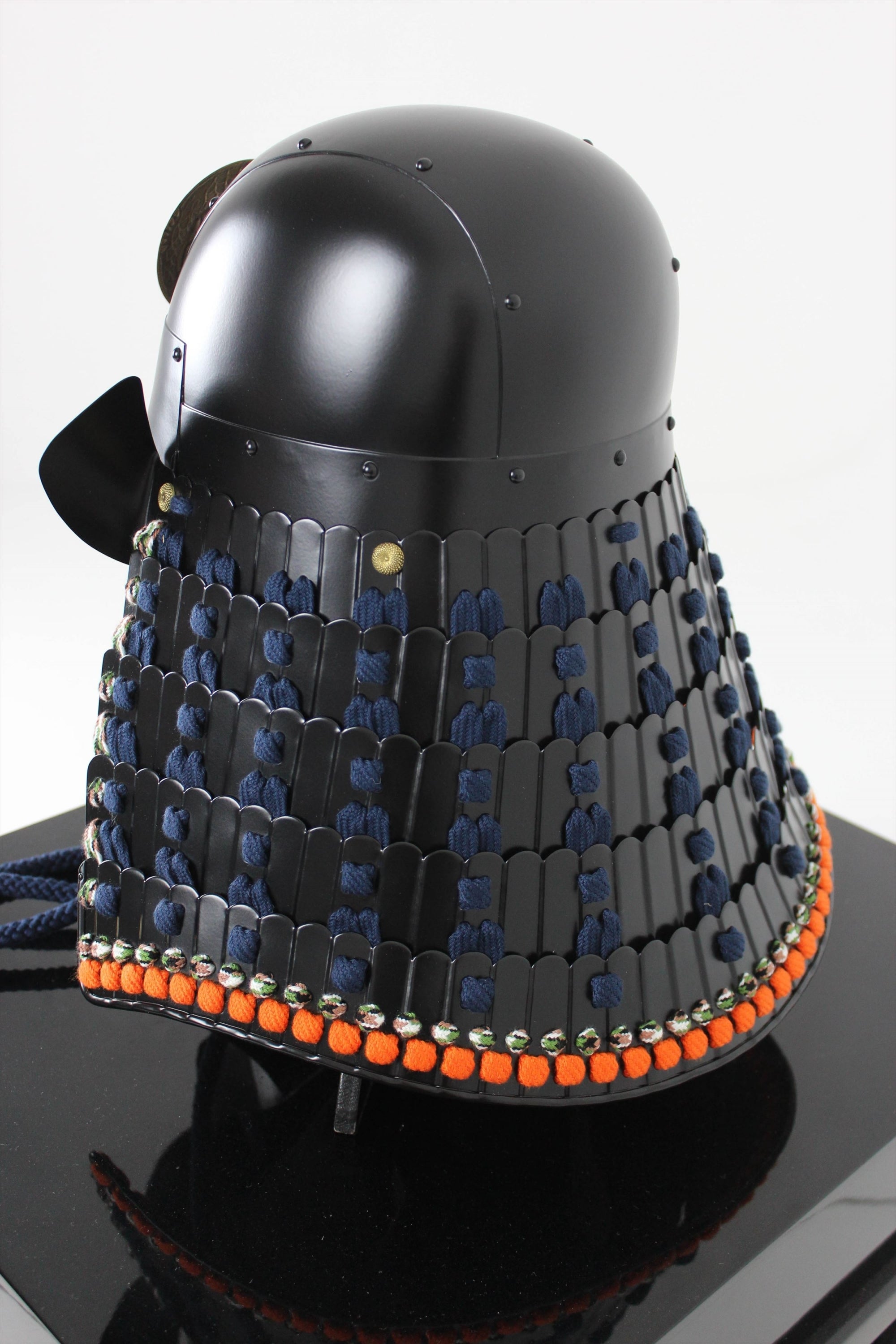 [O-050-K] Navy blue thread, black matte finish, riveted two-piece armor (head type) (helmet only)