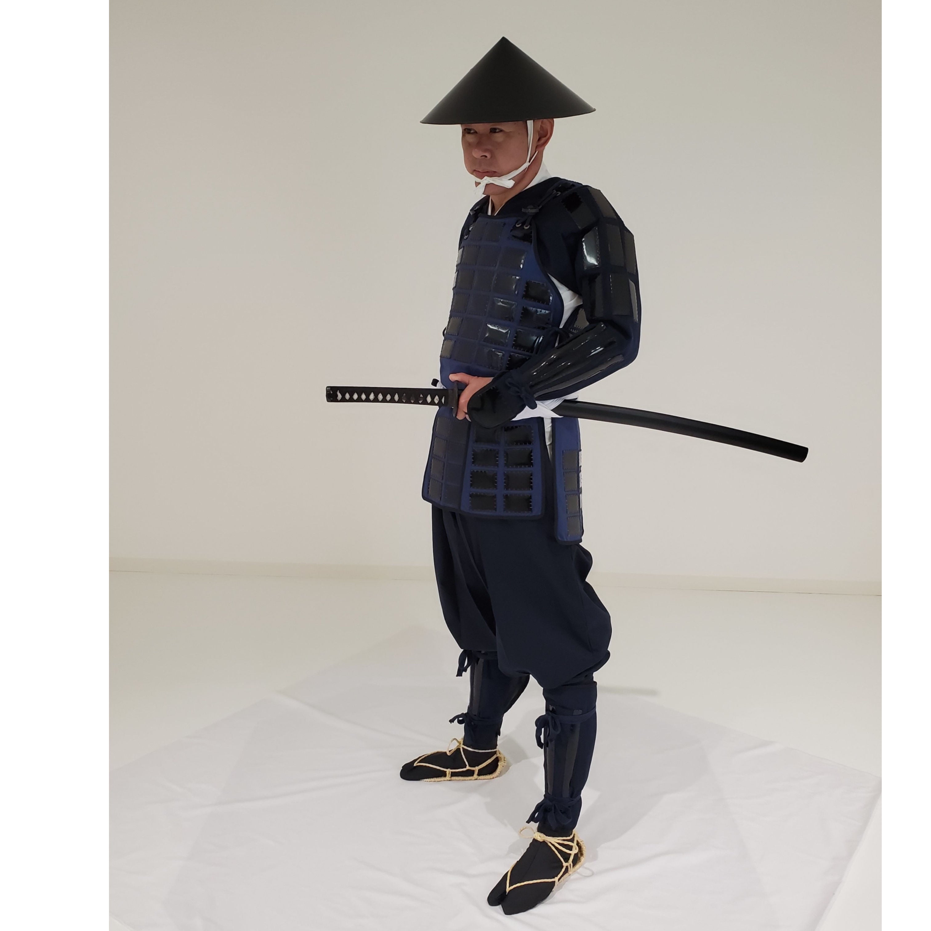 [L4-9] Black Tatami Armor, Ashigaru (Rental)