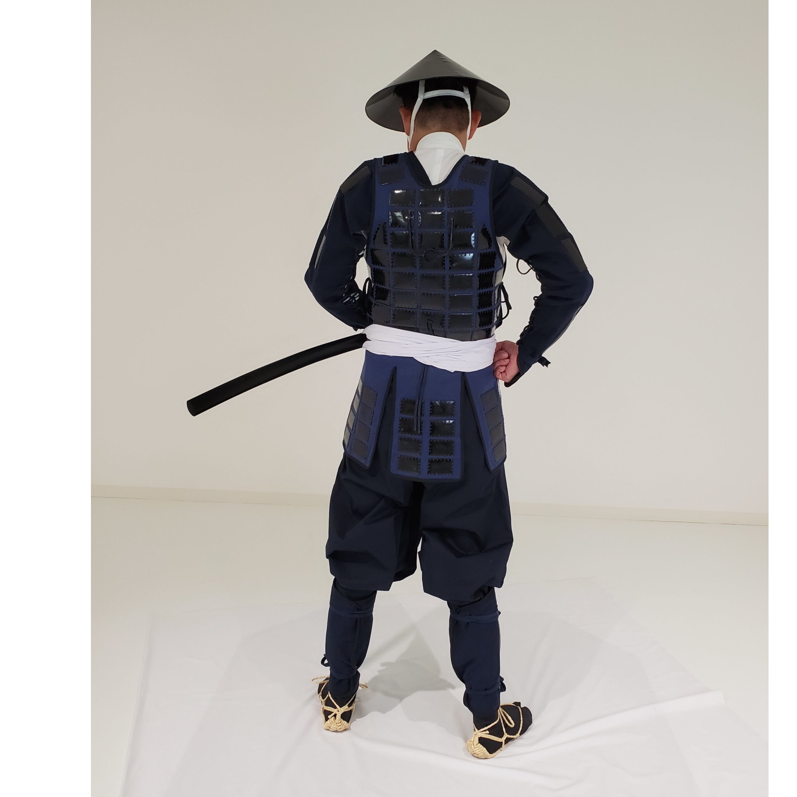 [L4-9] Black Tatami Armor, Ashigaru (Rental)