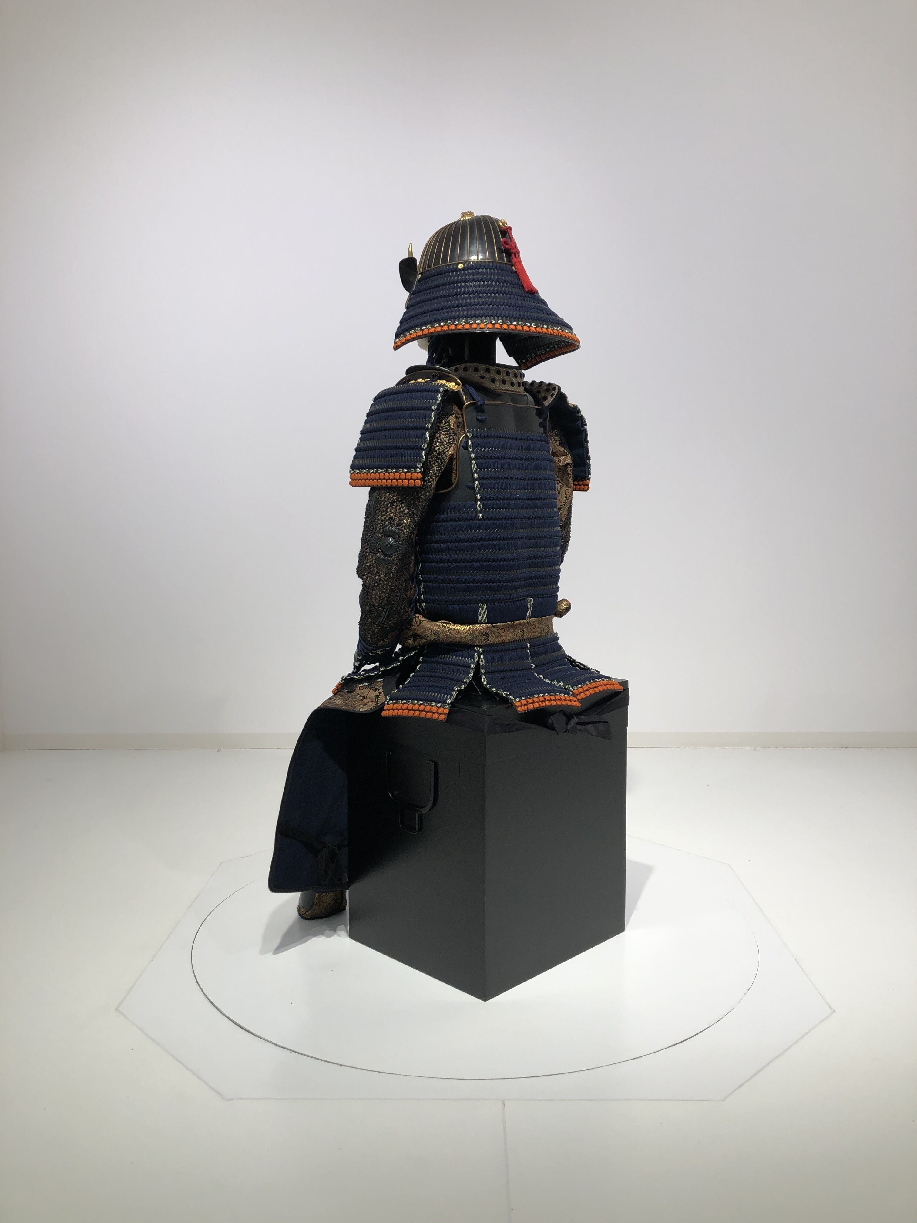 [O-015] Dark blue thread-dyed modern small scale two-piece armor