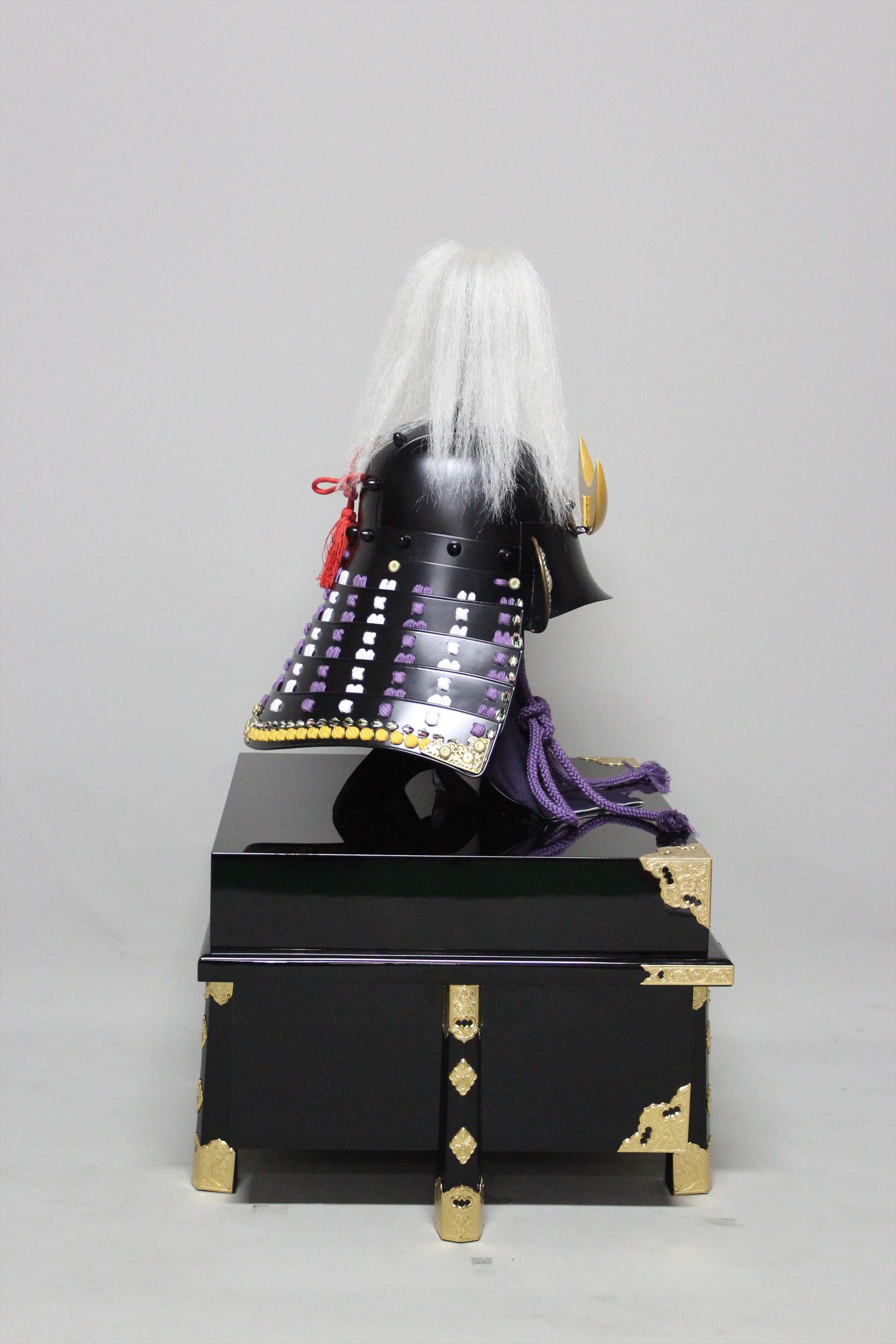 [O-039-K] Fuji-shiro ito-ido hair-standing two-piece armor (helmet only)