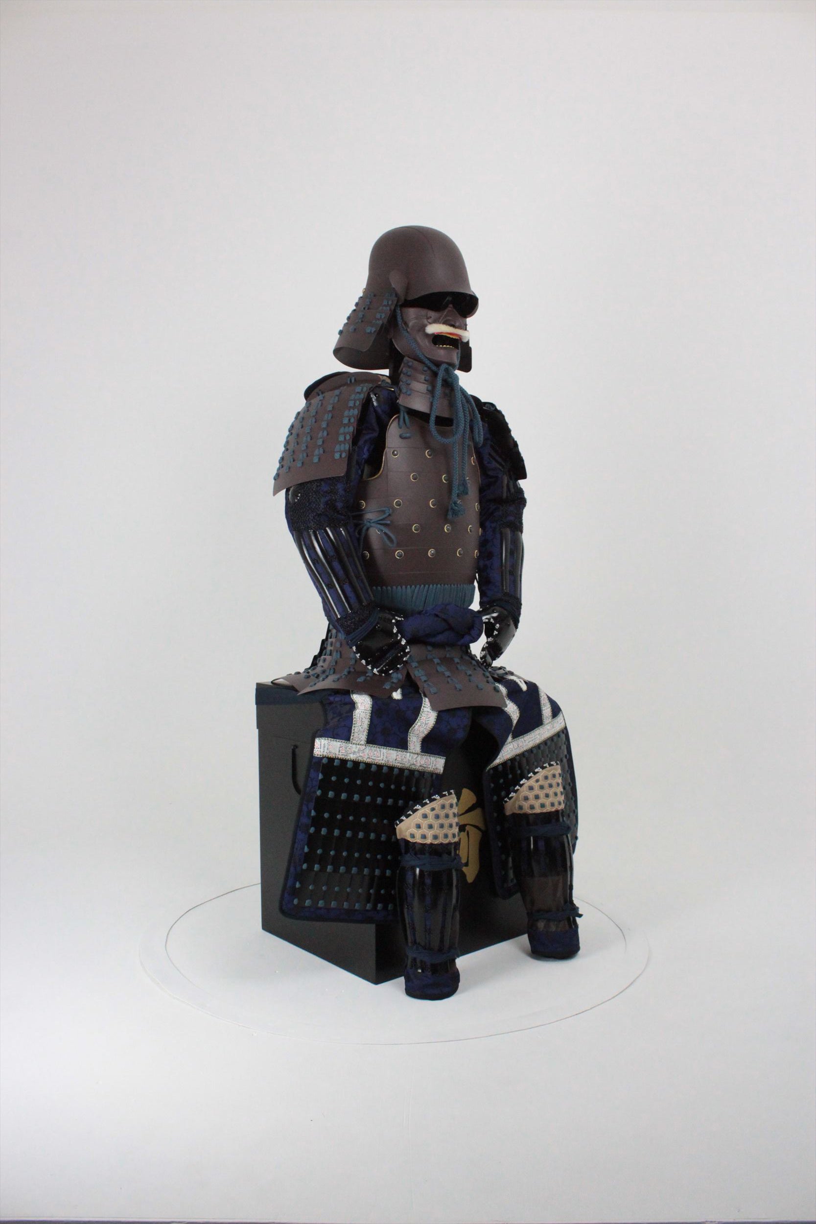 [O-053] Navy blue thread-dyed iron rust hat with rivets, two-piece armor (head-shaped helmet)