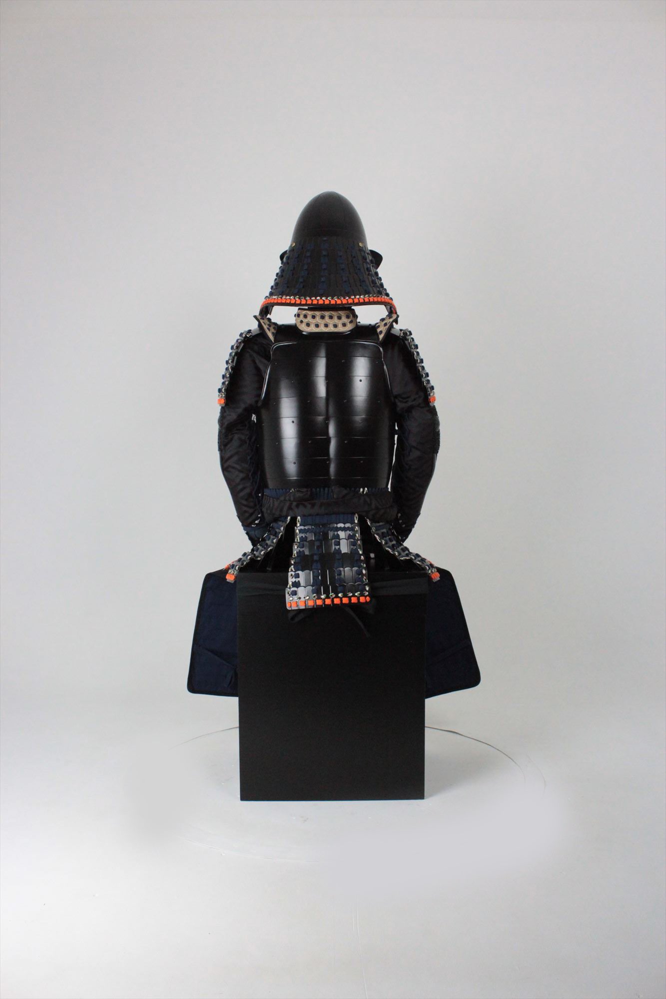 [O-052] Navy blue thread, black matte finish, riveted two-piece armor (shii-gata helmet)