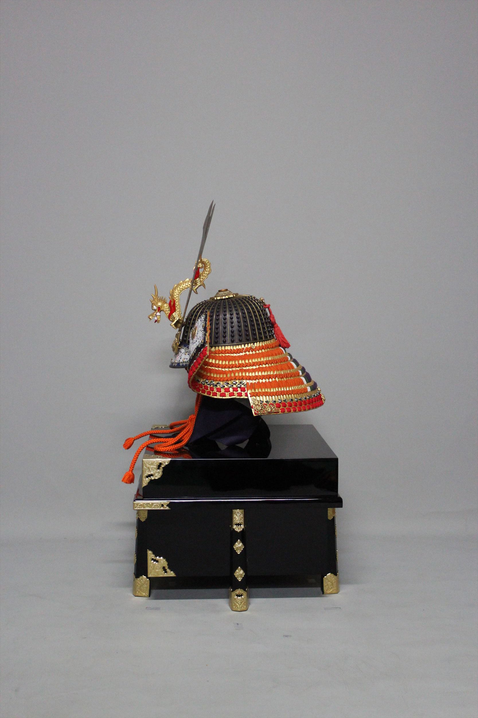 [O-004-K] Gold small scale Sawagata double-layered torso (helmet only)