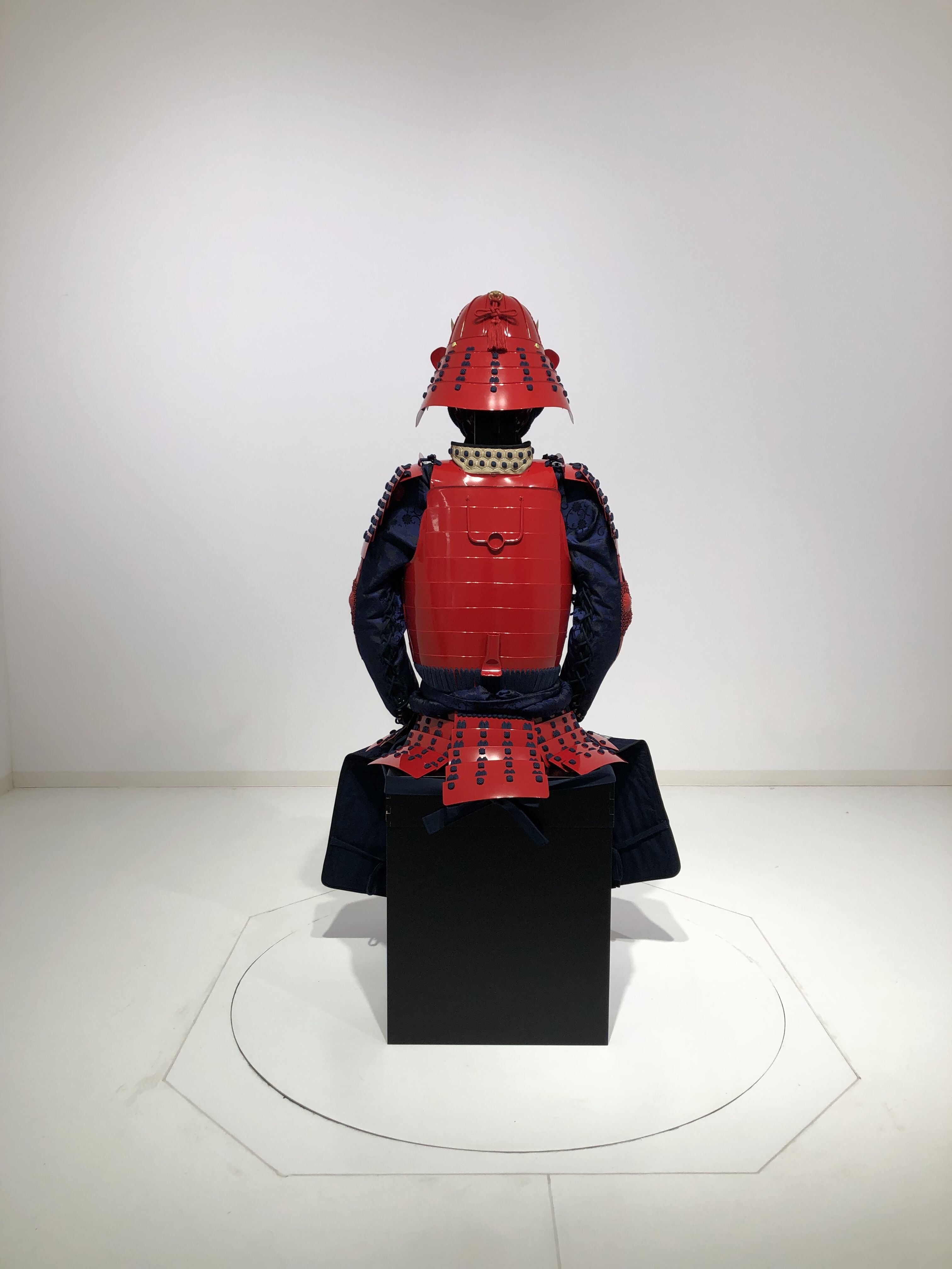 [O-061] Dark blue thread-dyed red barrel side two-piece armor