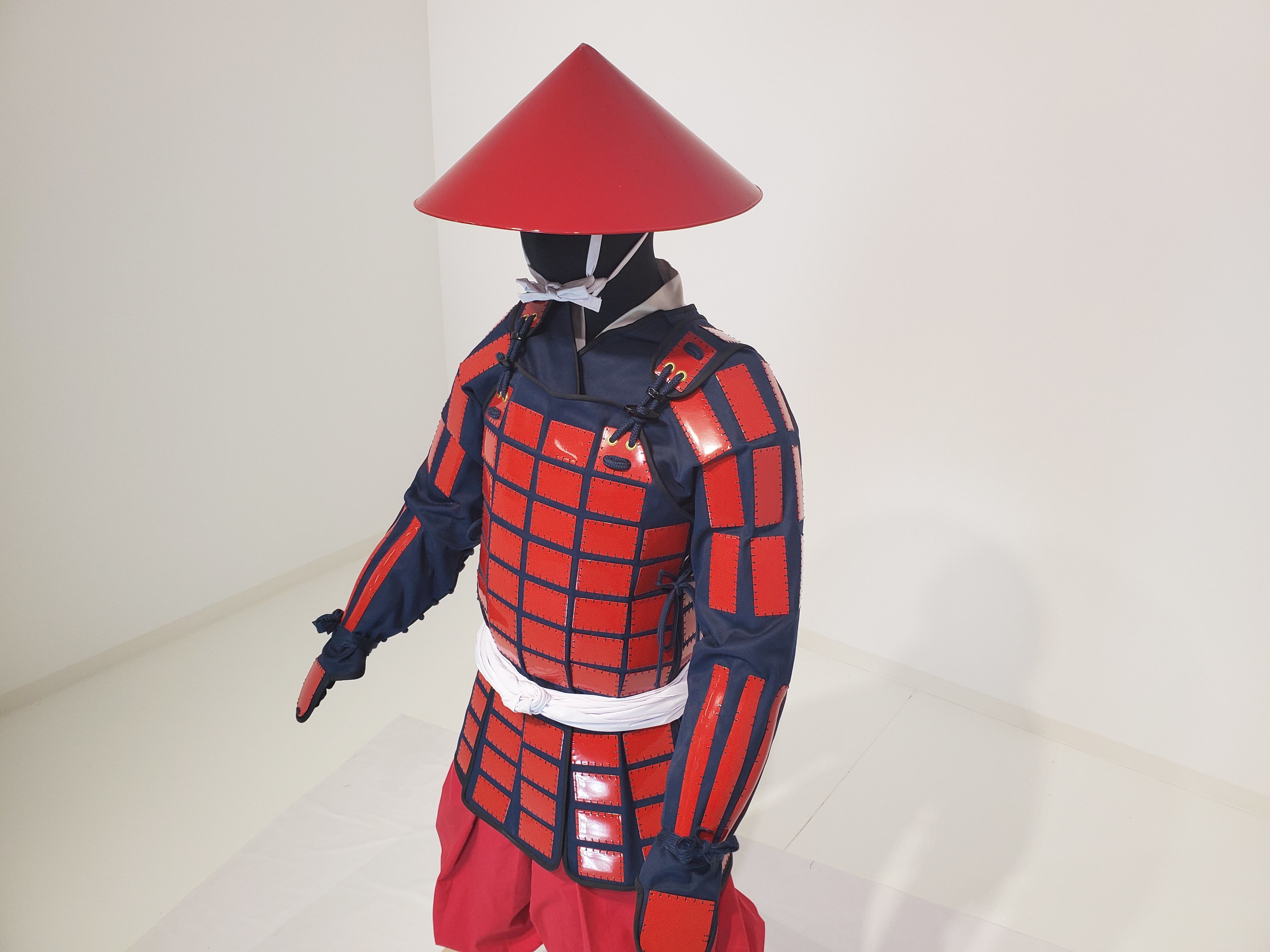 [O-072] Red Tatami Armor (without sunshade)