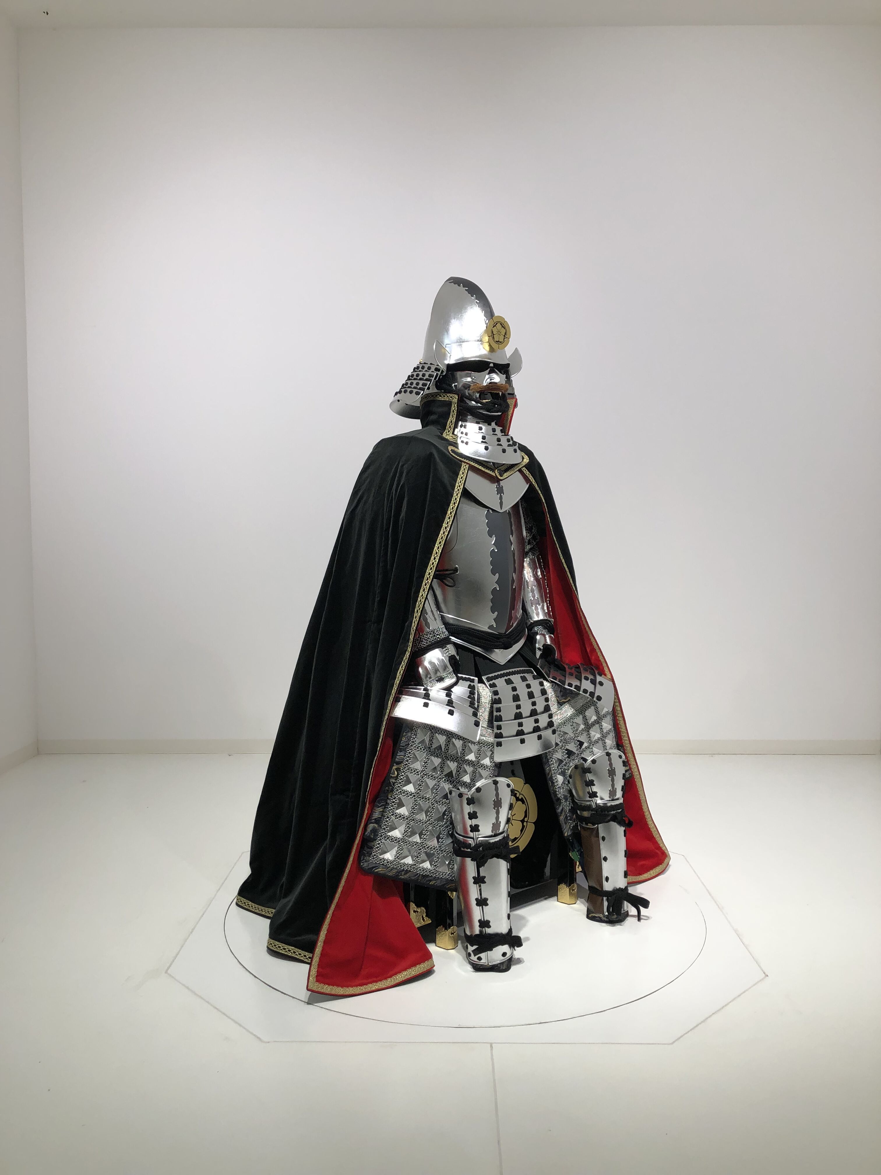 [Y-043] Oda Nobunaga Silver Nanban Armor