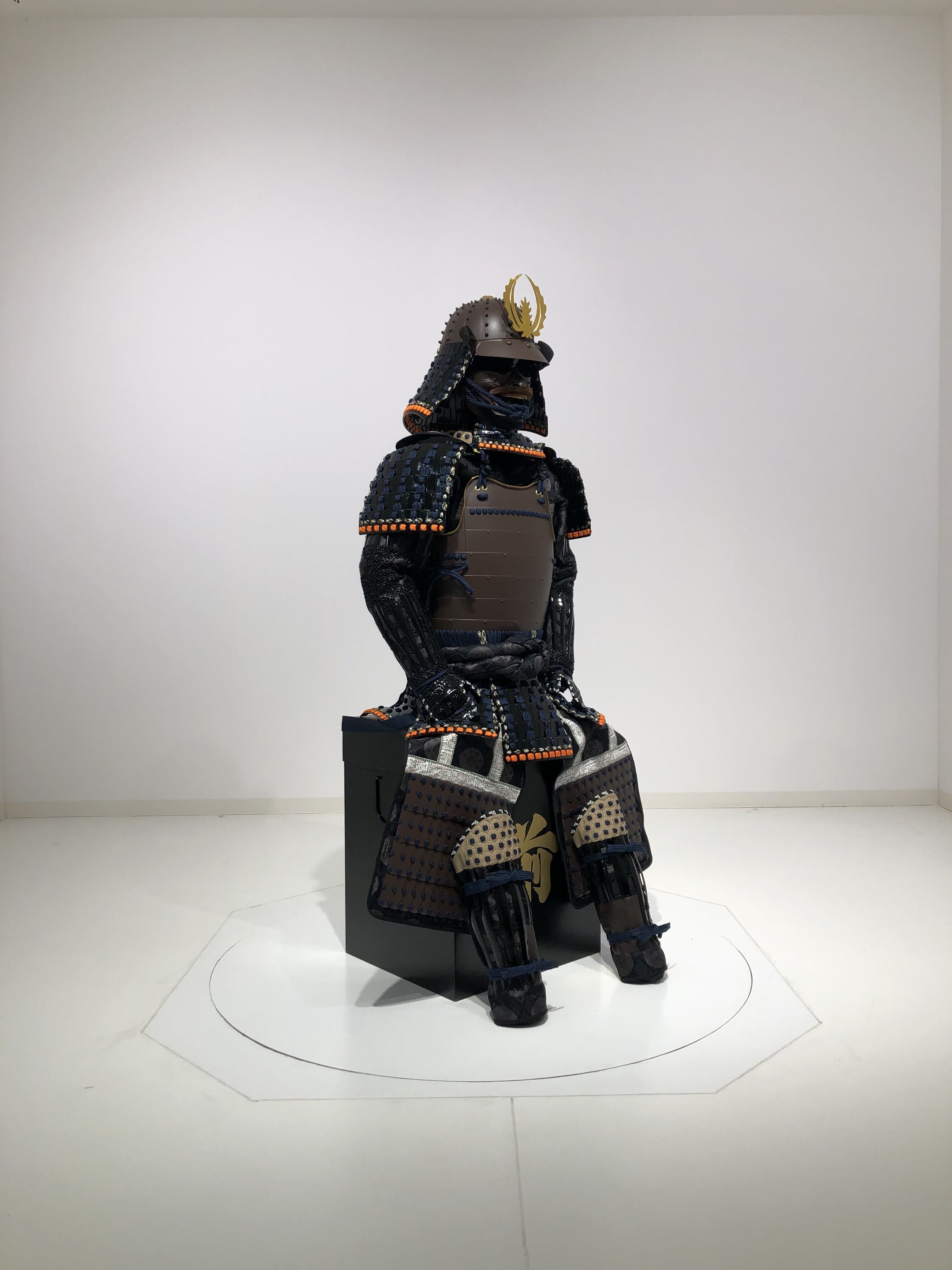 [O-045] Navy blue iron rust riveted two-piece armor