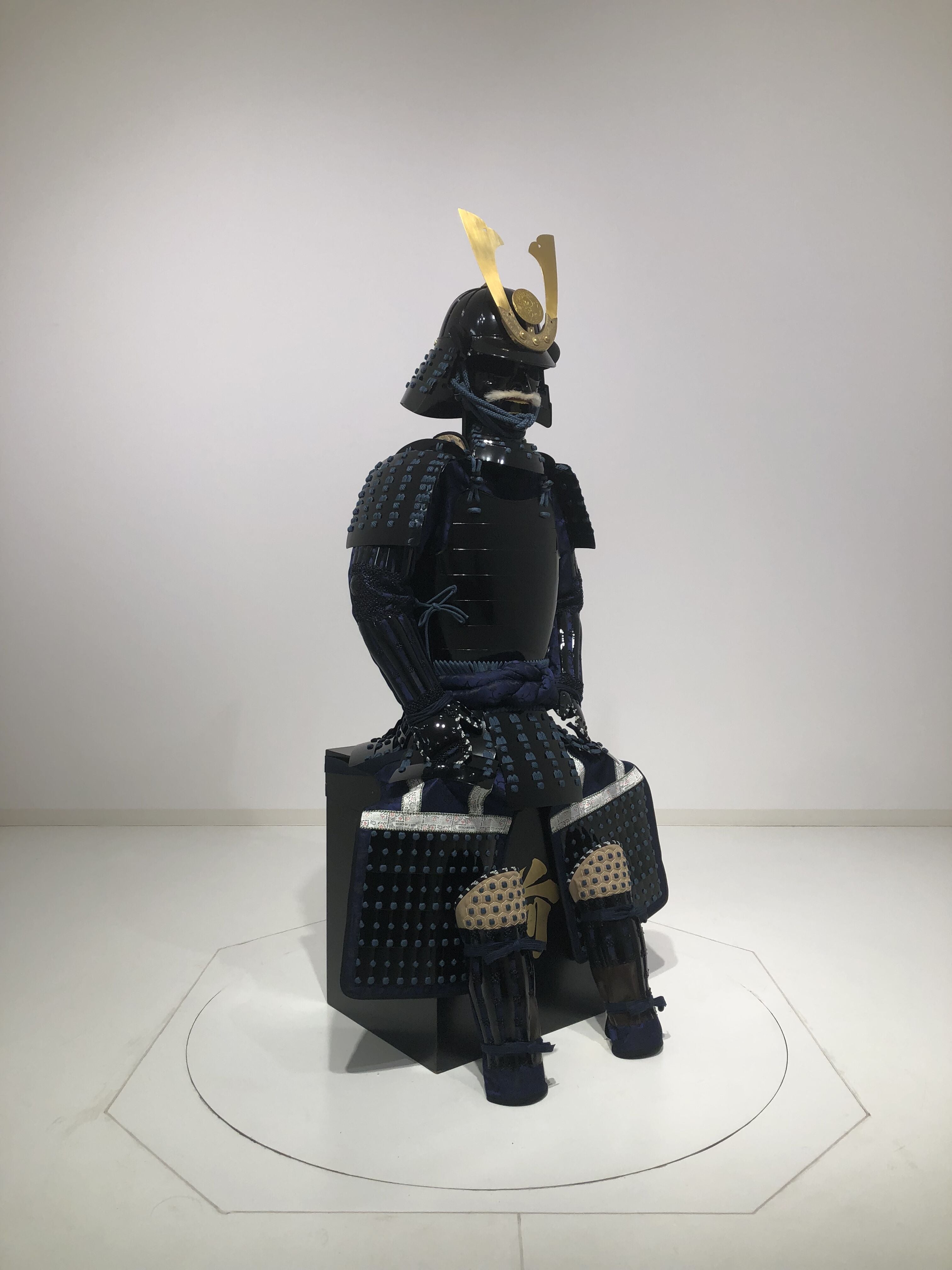 [O-058] Navy blue thread black barrel side two-piece armor (kuwagata)