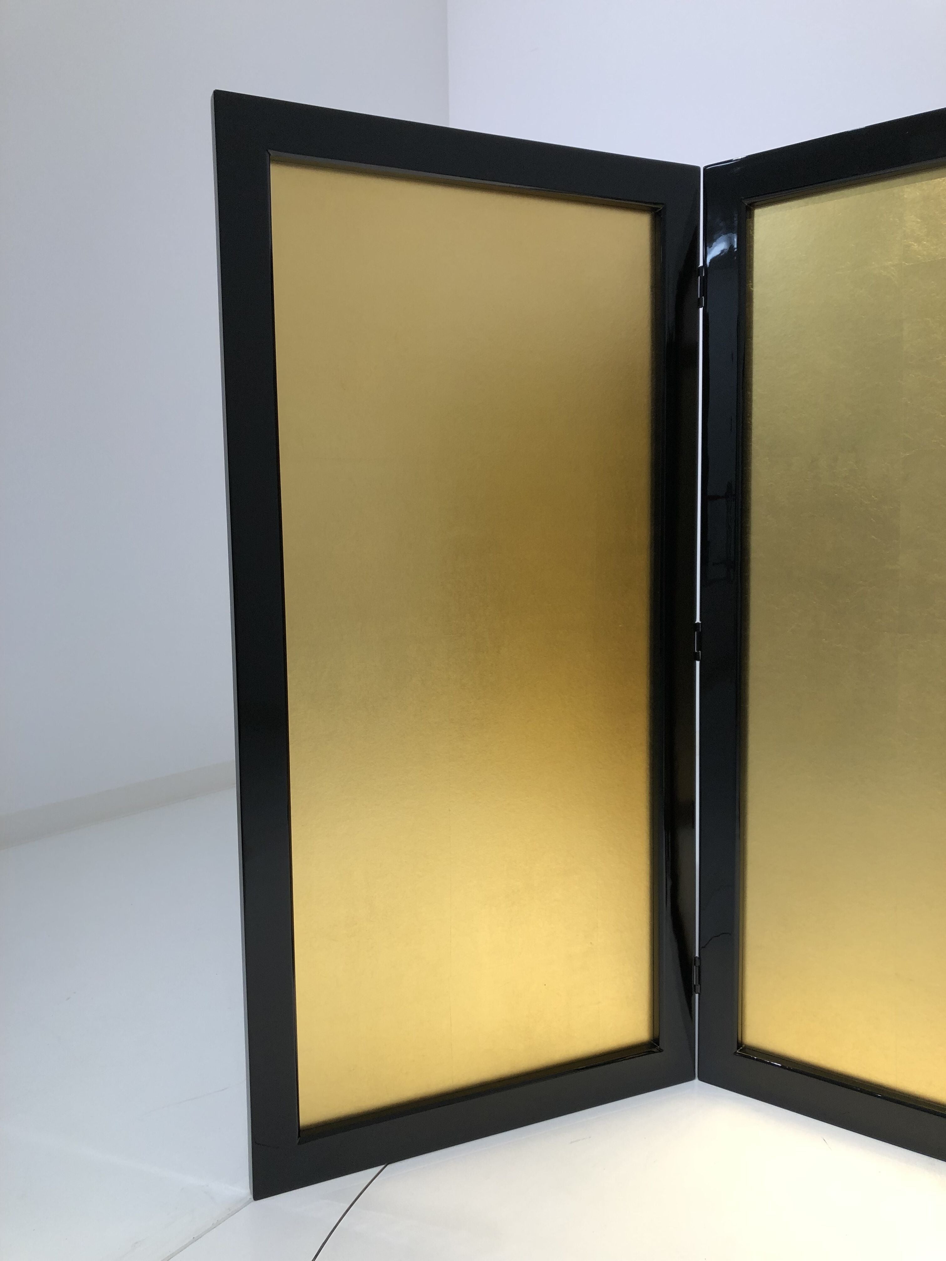 [OU-037] Gold folding screen for helmet decoration. Limited stock! Outlet