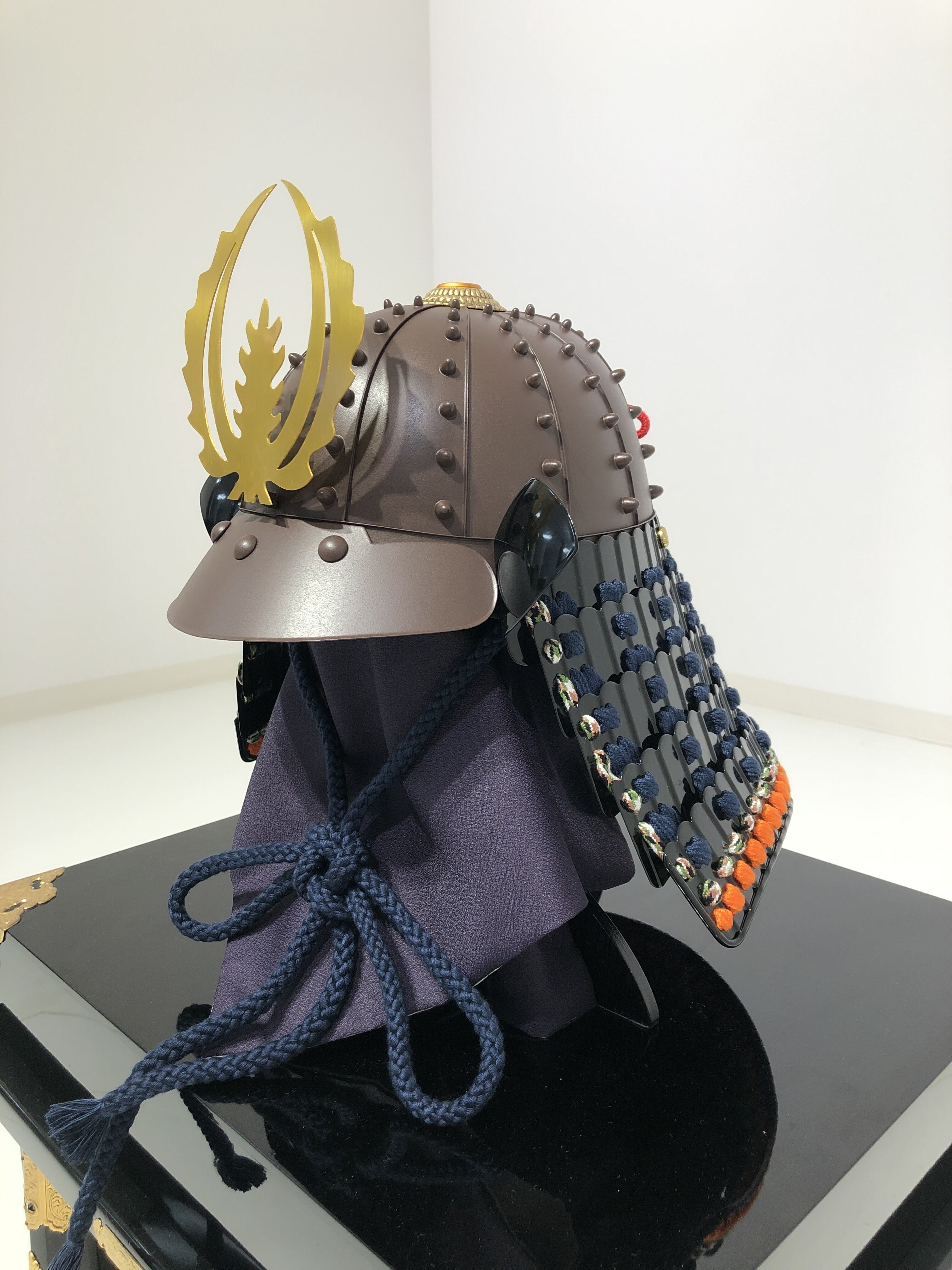 [O-045-K] Navy blue thread-dyed iron rust riveted two-piece armor (helmet only)