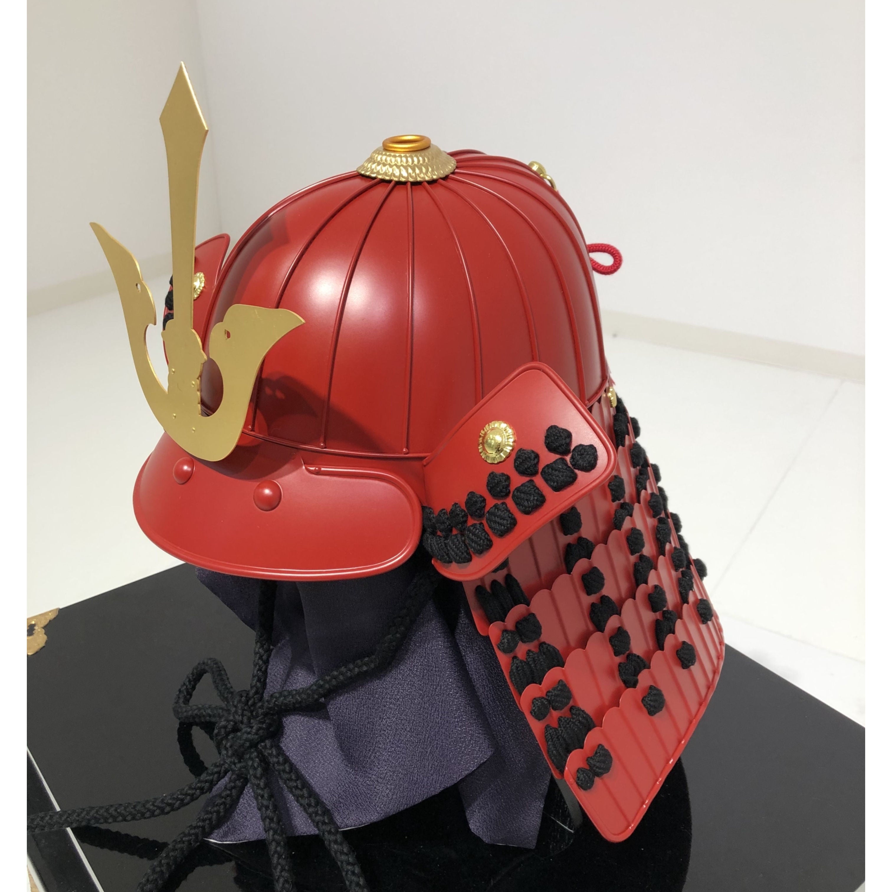 [O-033-K] Black-dyed Iyo Koshidori Two-piece Armor (period finish) (helmet only)