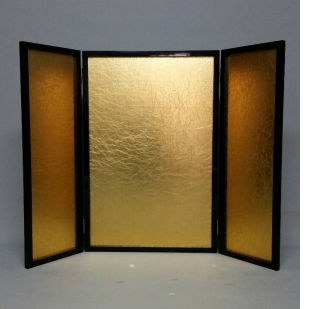 [B-146] Gold folding screen for helmet decoration