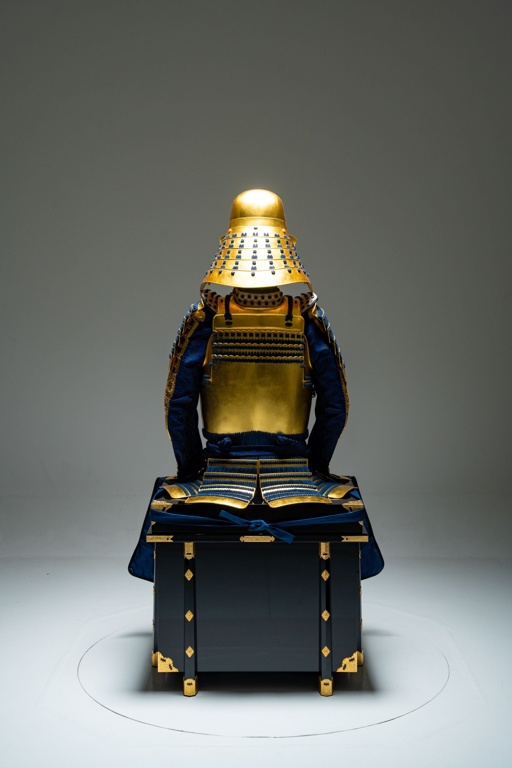 [Y-017] Taiga drama model Tokugawa Ieyasu gold snake armor (pine)