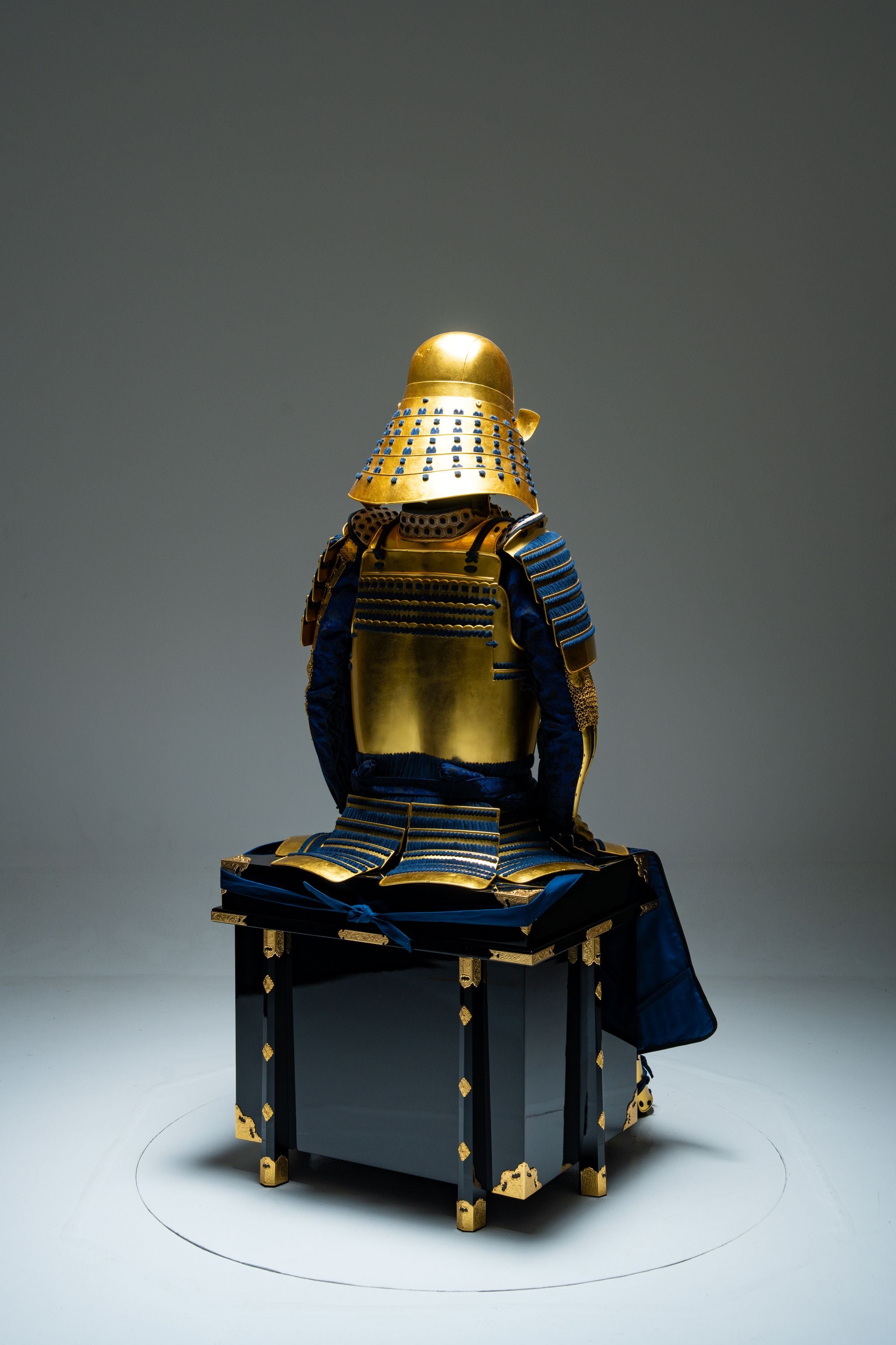 [Y-017] Taiga drama model Tokugawa Ieyasu gold snake armor (pine)