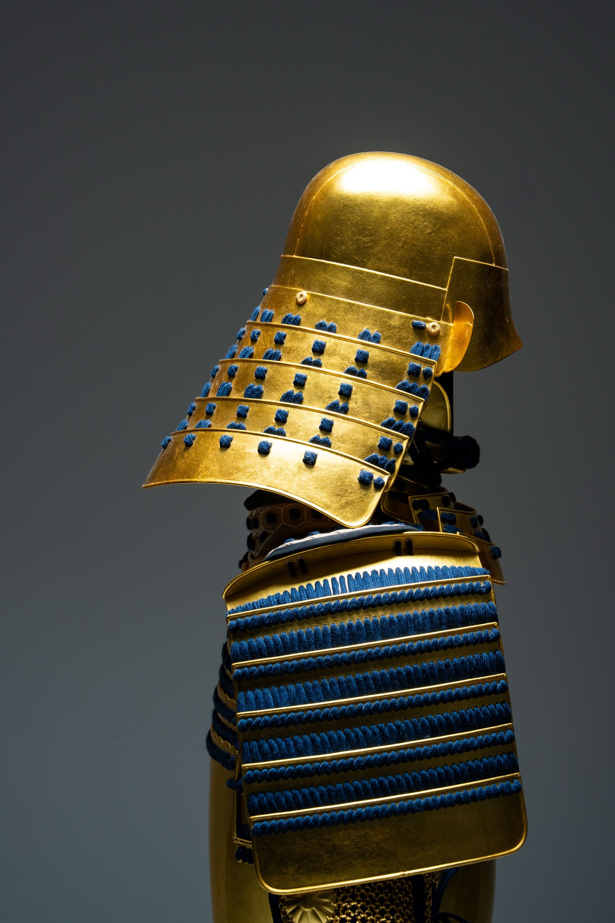 [Y-017] Taiga drama model Tokugawa Ieyasu gold snake armor (pine)