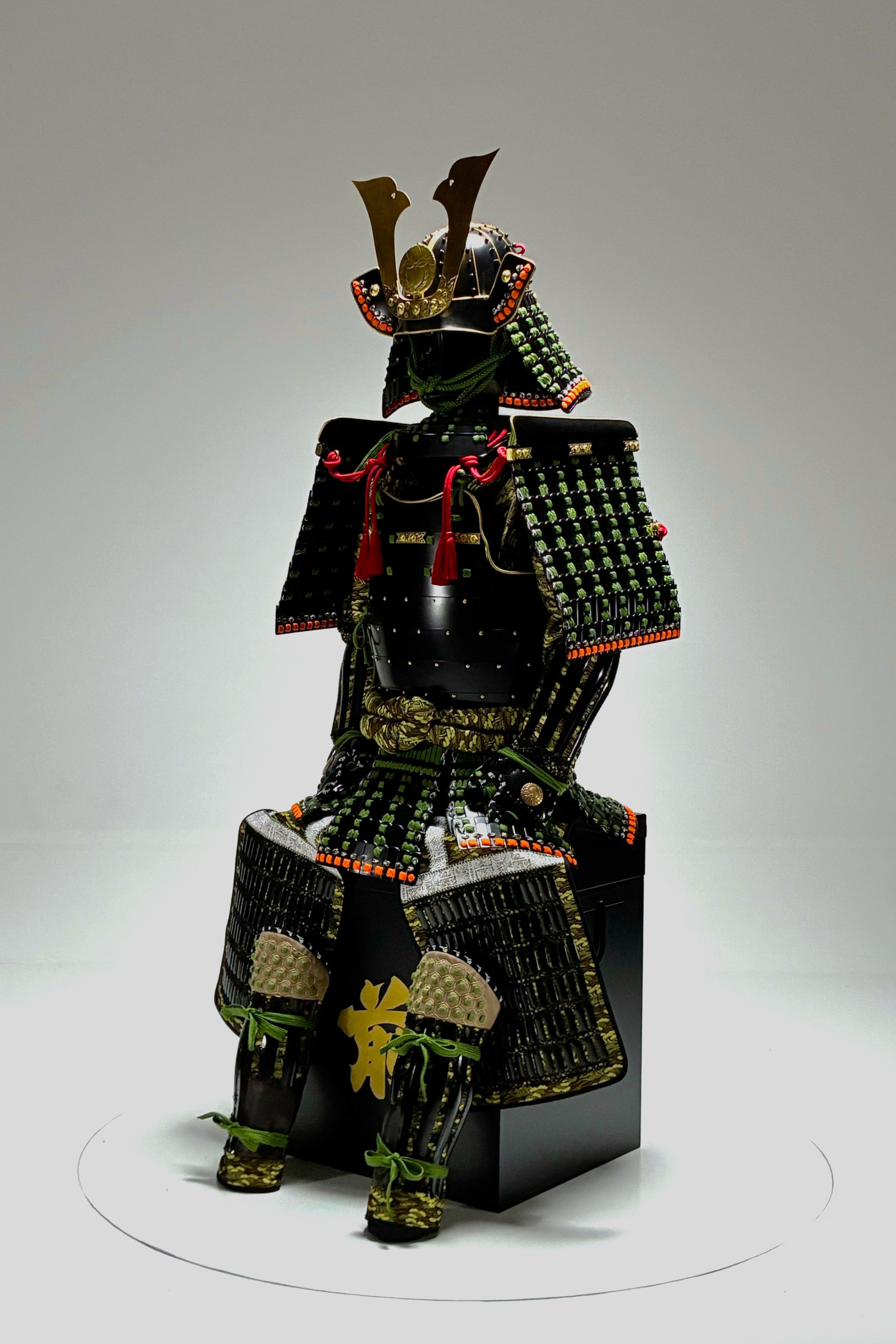 【O-081】蓬糸威大袖鋲綴ニ枚胴具足