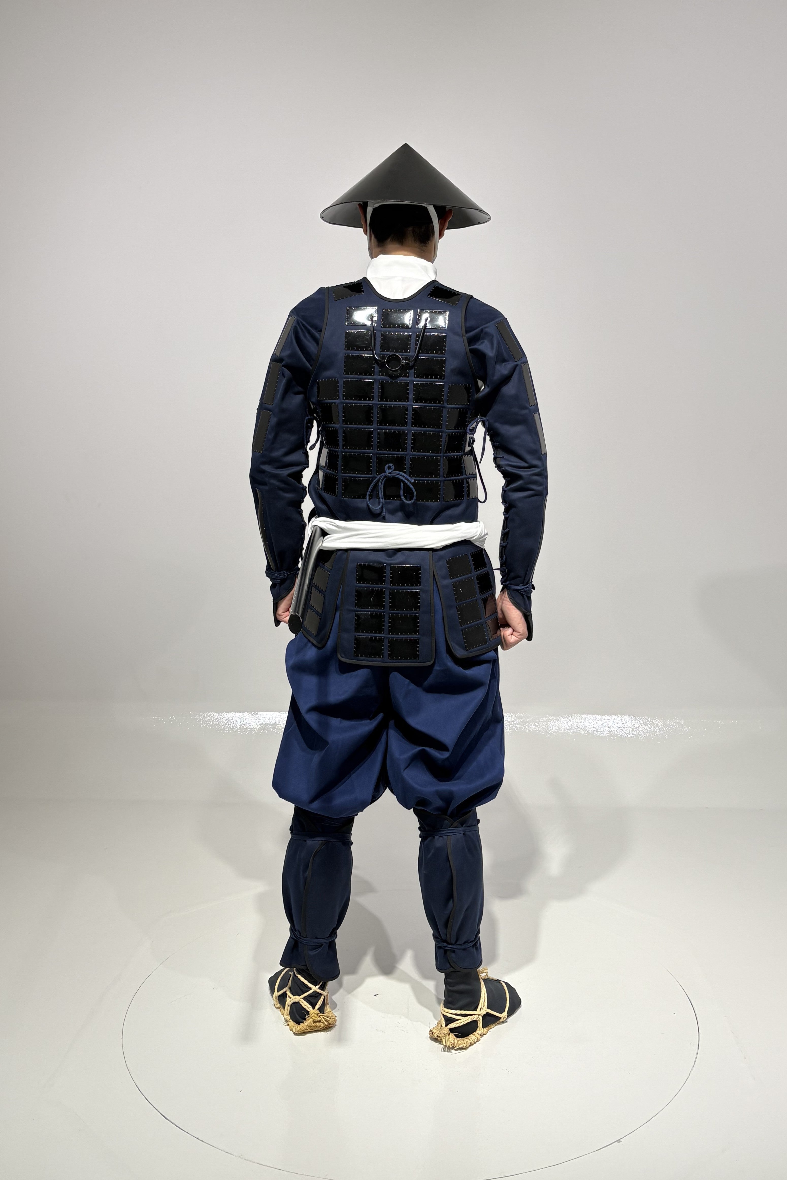 [L4-9] Black Tatami Armor, Ashigaru (Rental)